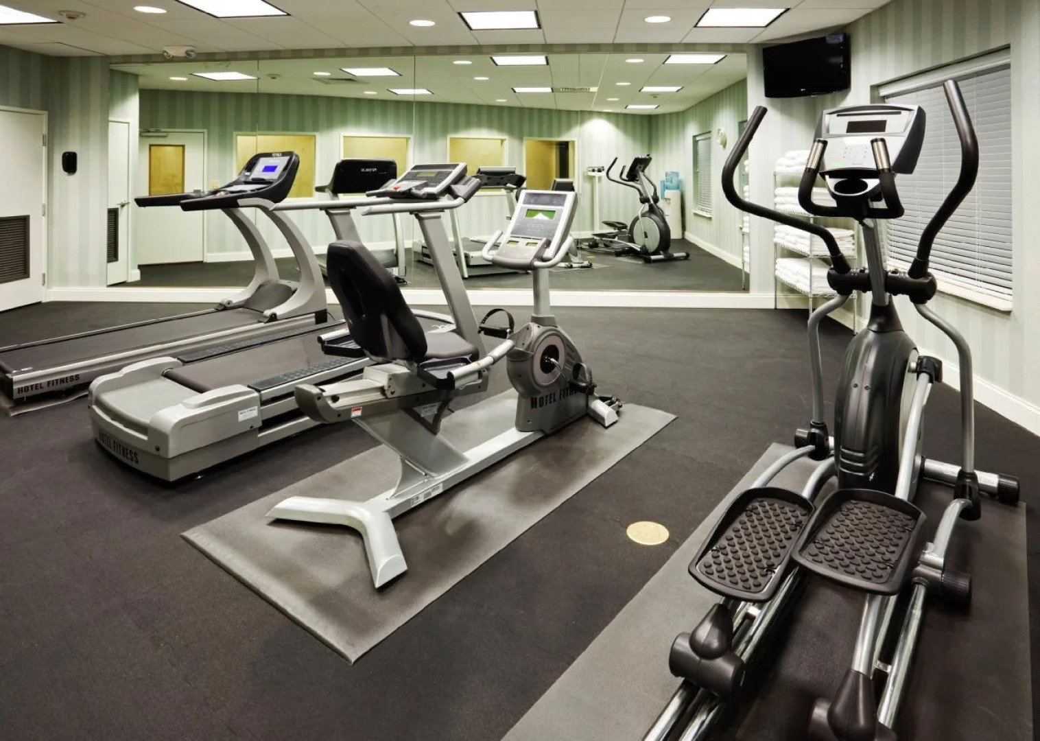 Holiday Inn Express & Suites Mt. Pleasant by IHG