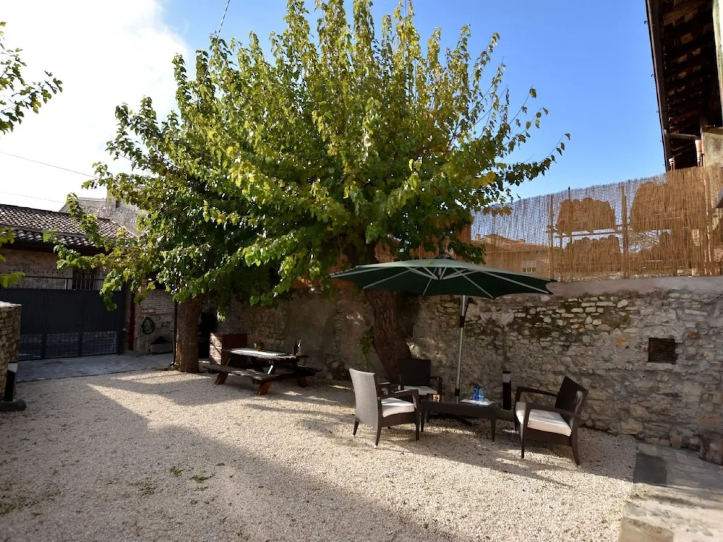 Ancient, Renovated Farmstead With Private, Equipped Garden