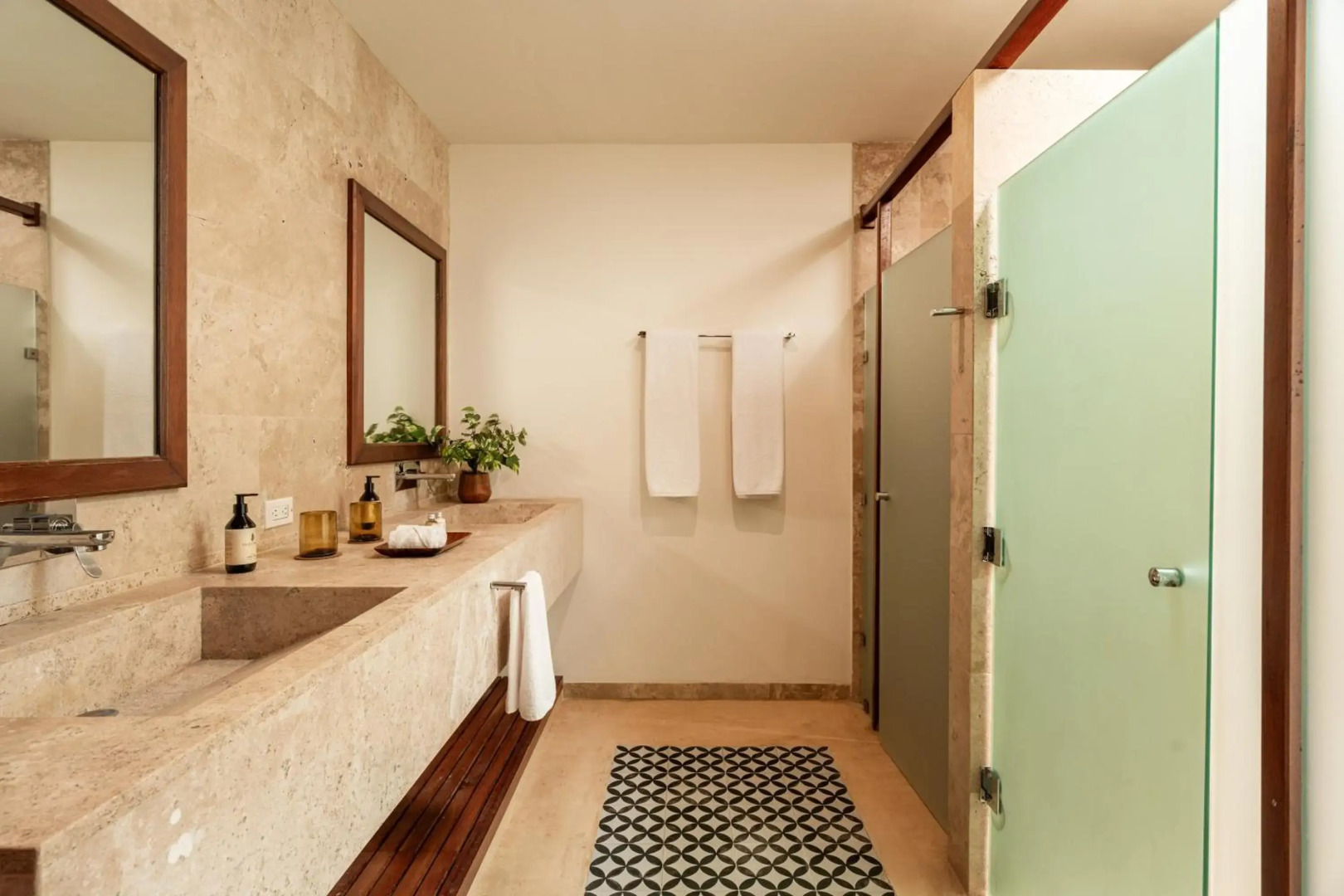 Hotel Villas Caracol