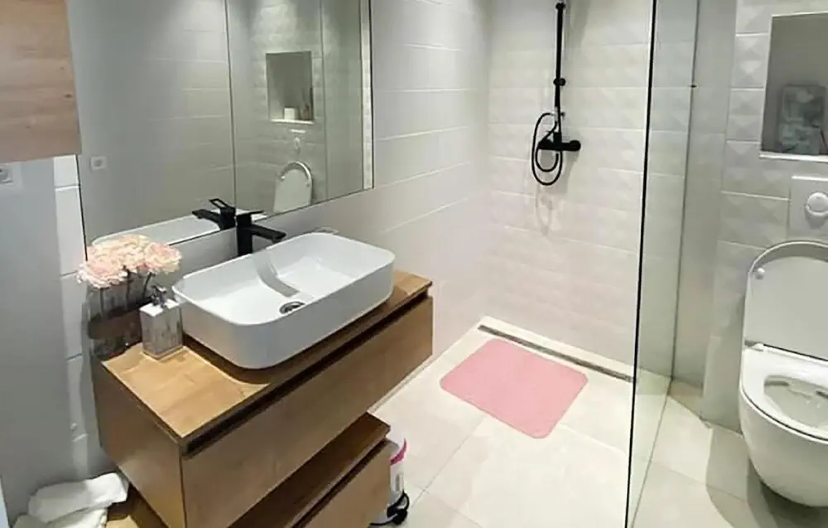 Beautiful Apartment in Rijeka With Outdoor Swimming Pool, Wifi and 2 Bedrooms