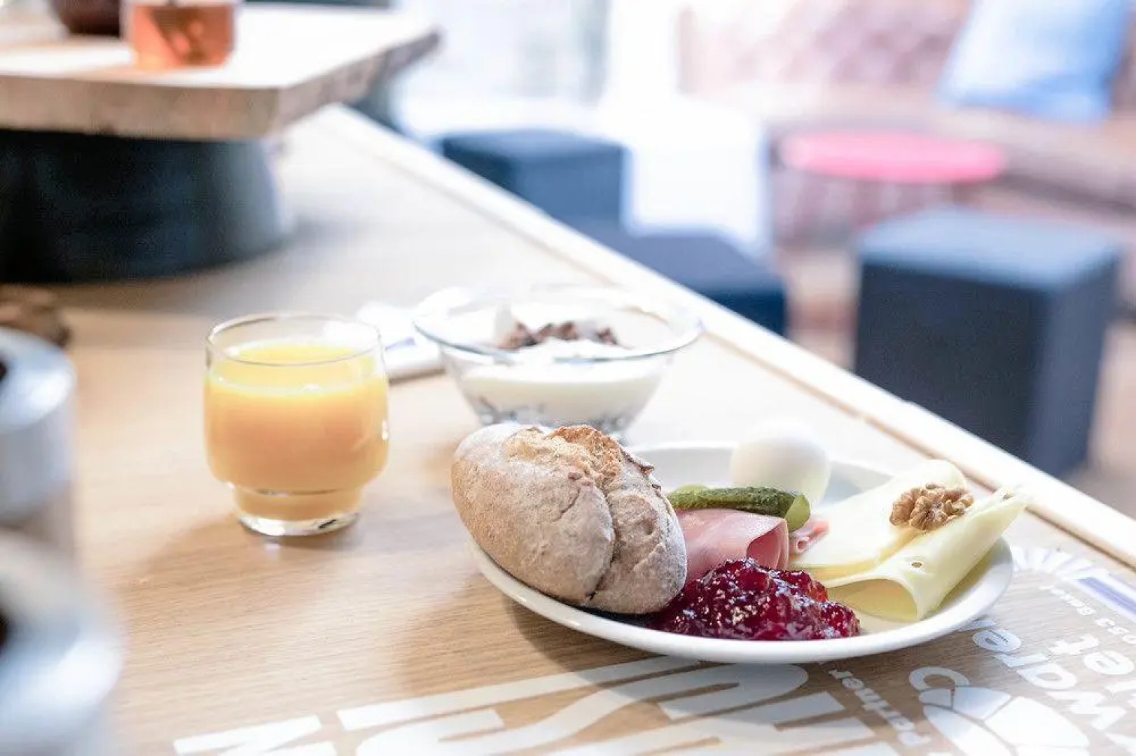 Hyve Hotel Basel - Hostel