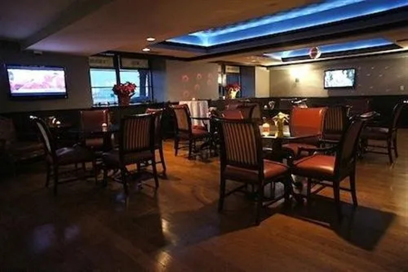 Roberts Riverwalk Hotel & Residence, Detroit