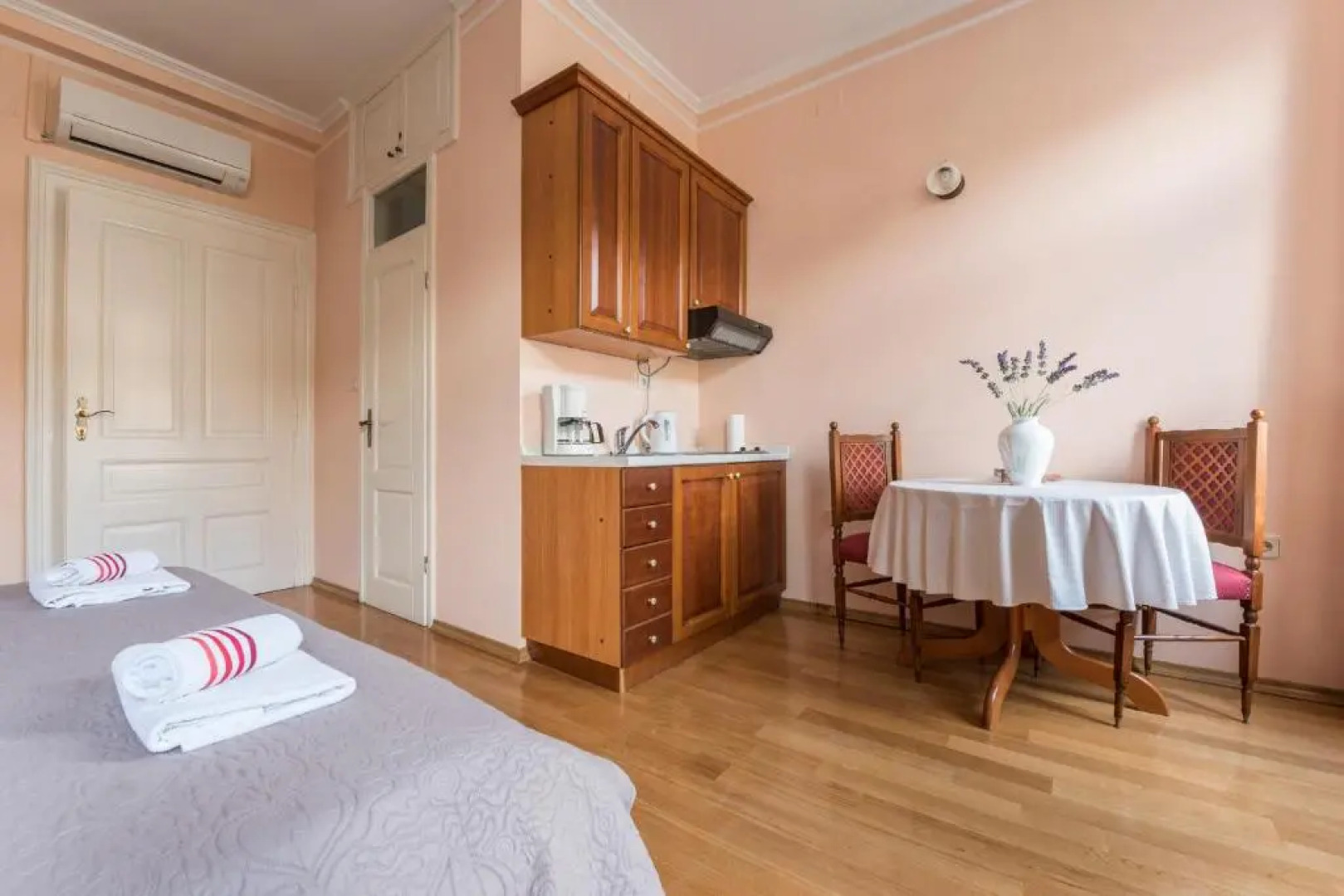 Apartments Villa Devana