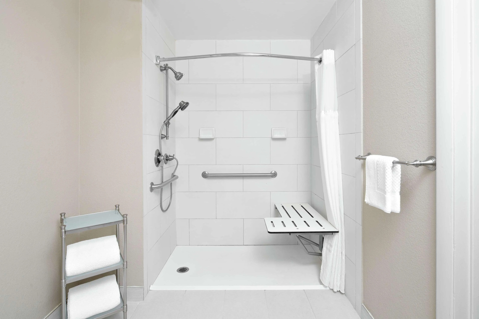 DoubleTree Suites by Hilton Charlotte - SouthPark