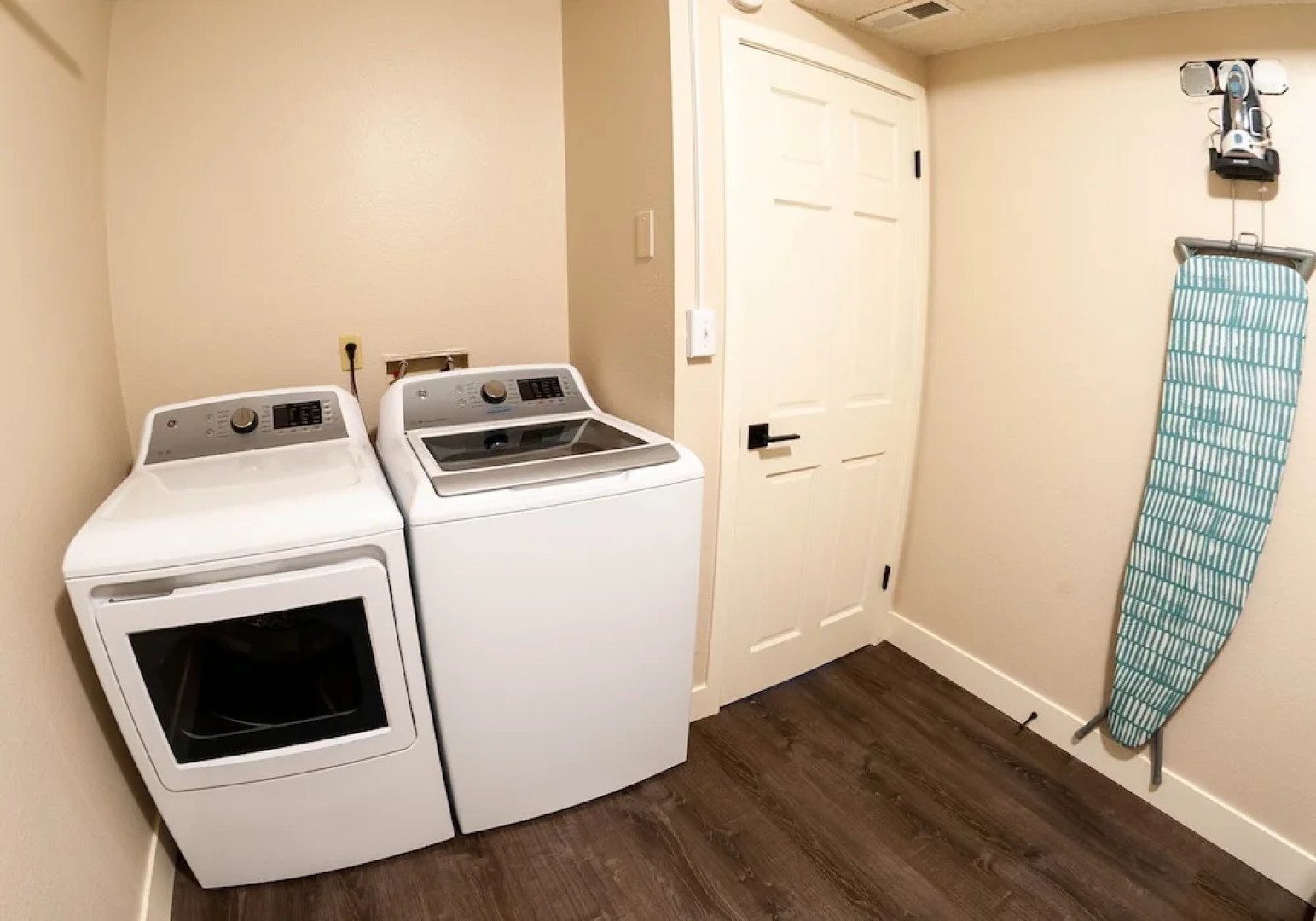 Royal Gorge Cabins