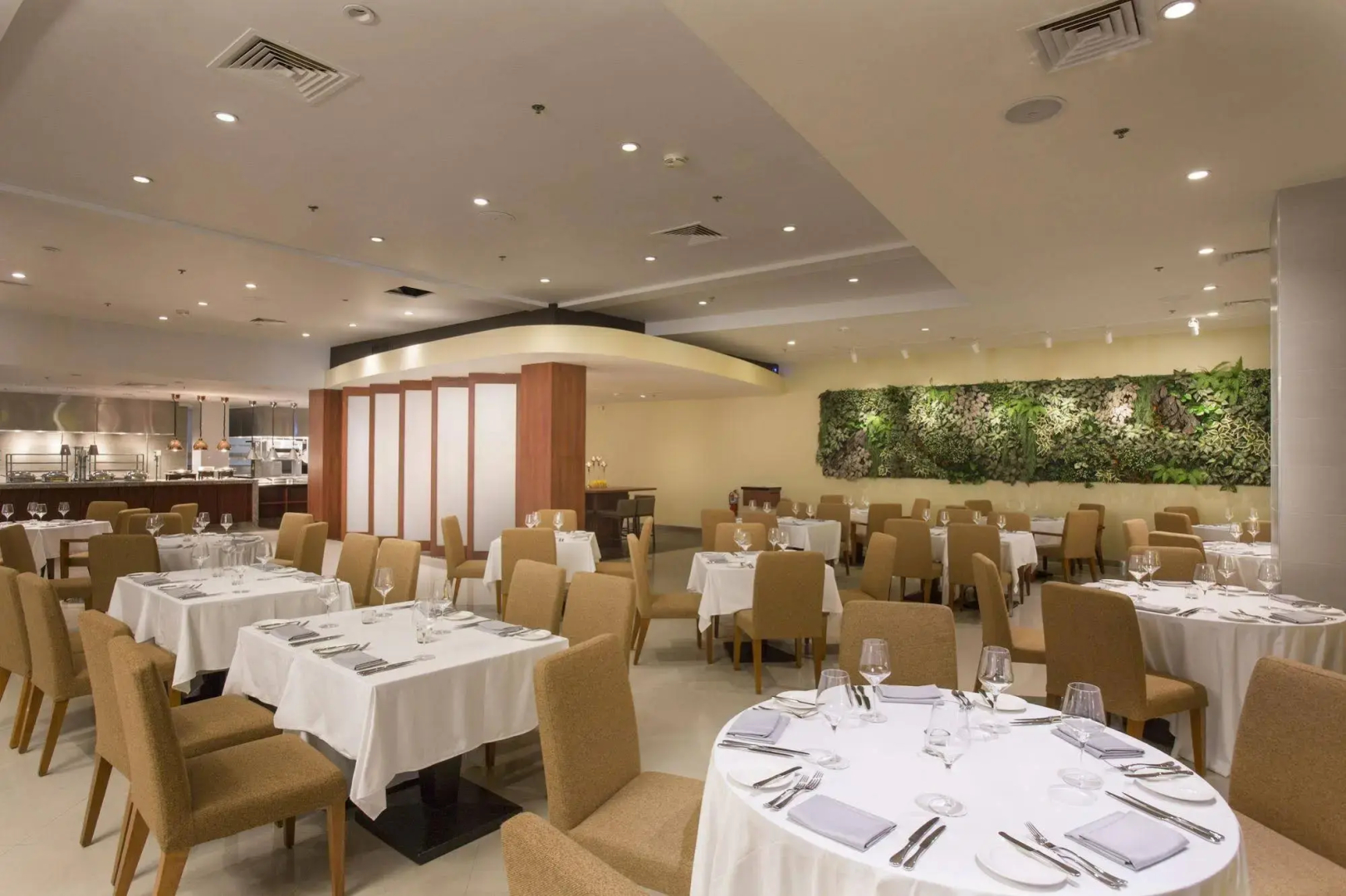 Guam Plaza Resort