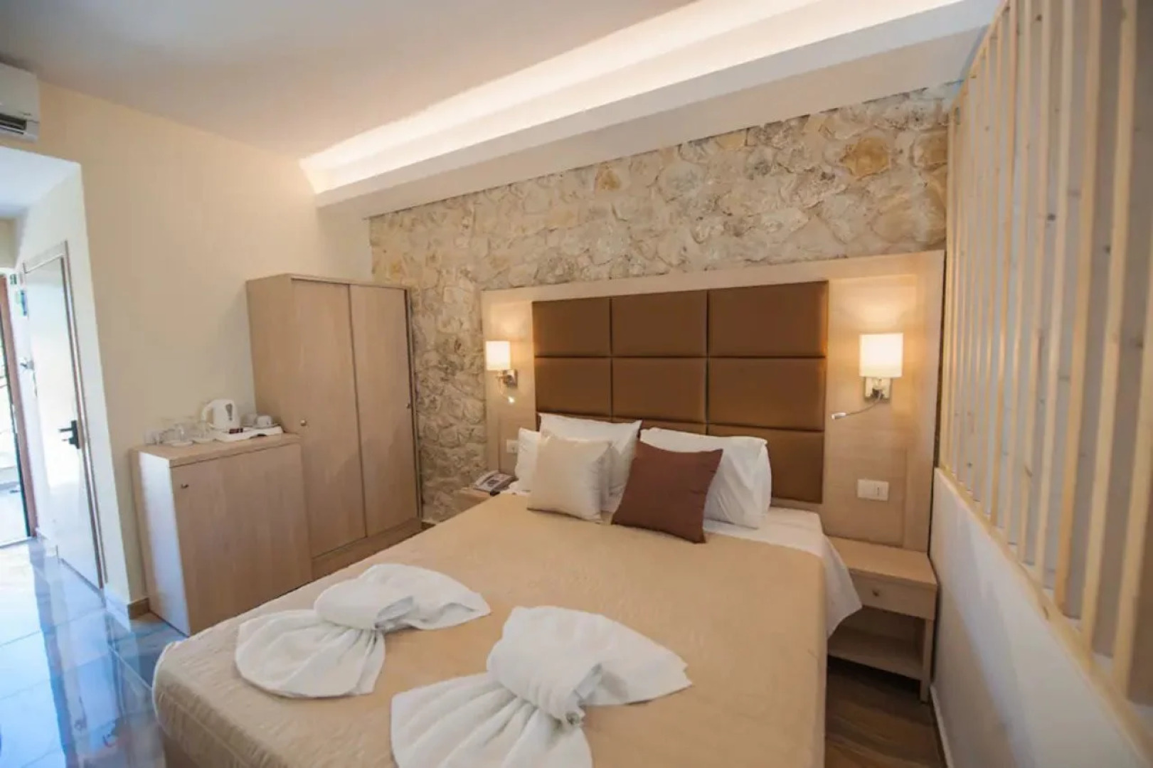 Brilliant Holiday Resort (Corfu)	