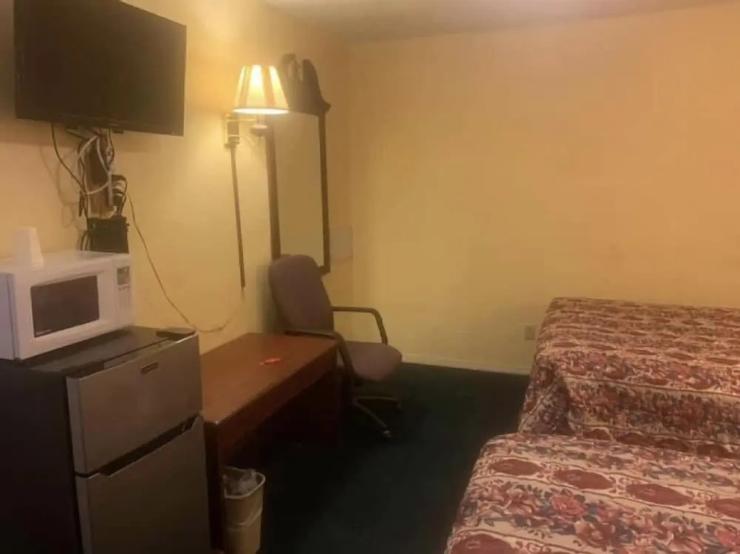 Economy Inn
