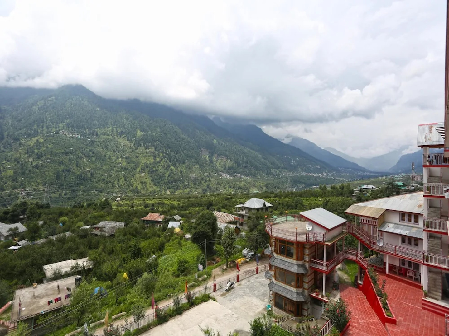 OYO 6426 Hotel Rishi Palace