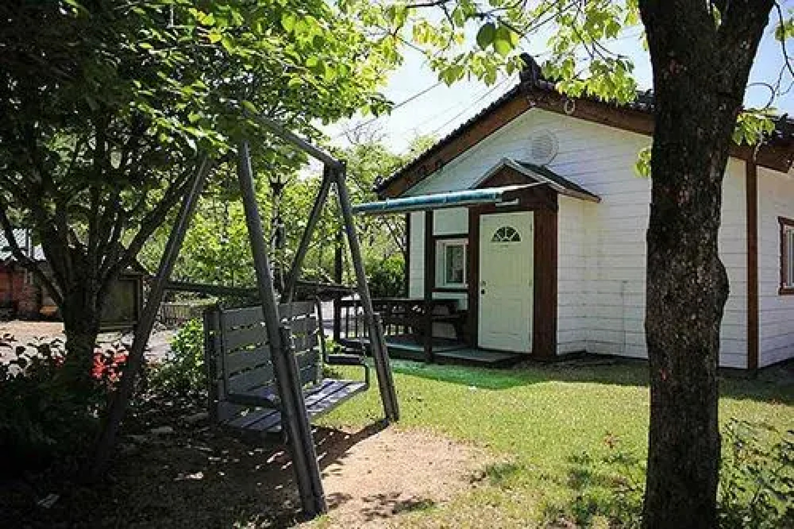 Yangsan Sound of Mountain & Sea Pension