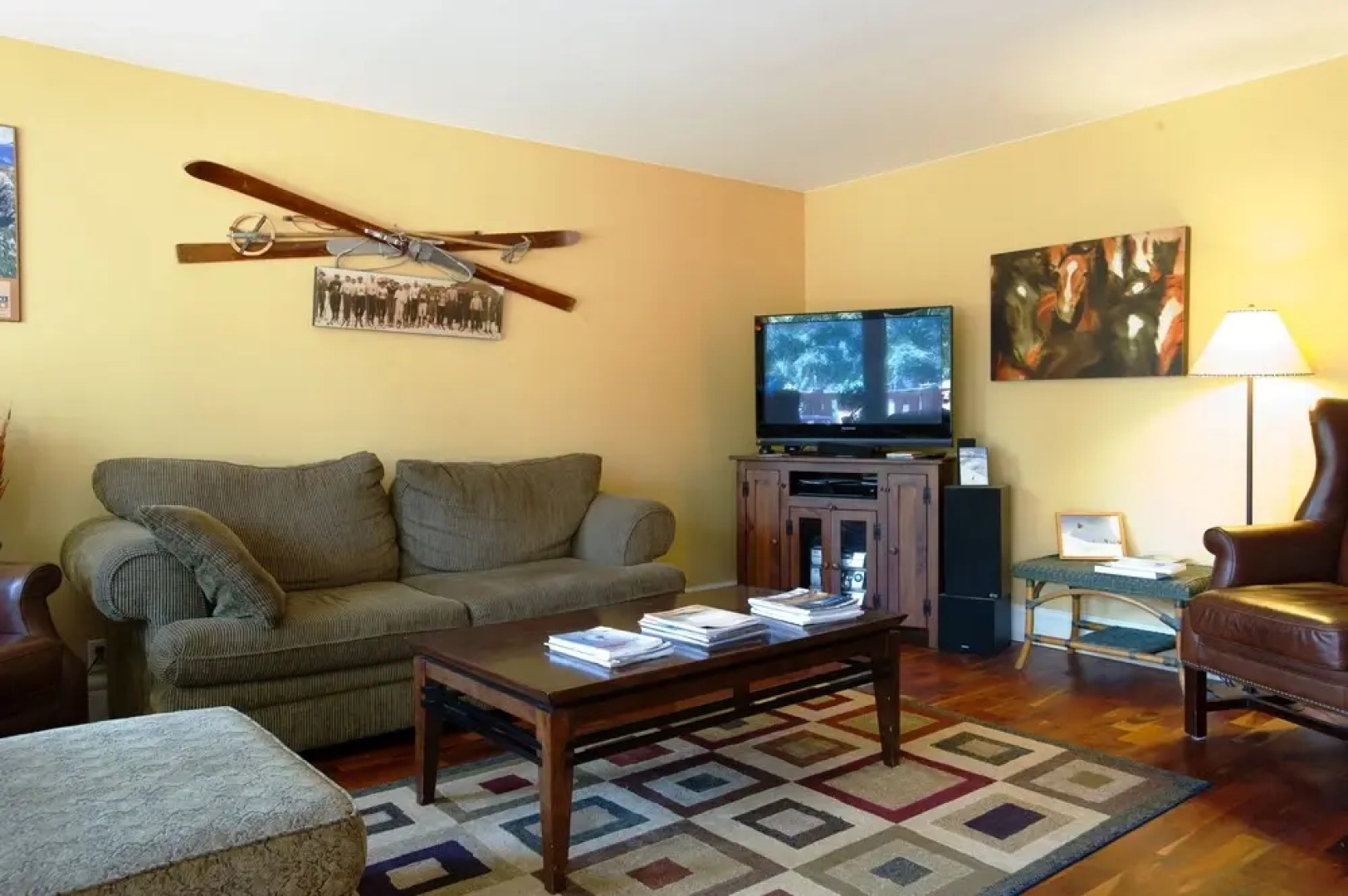 Auberge Kicking Horse Guest House