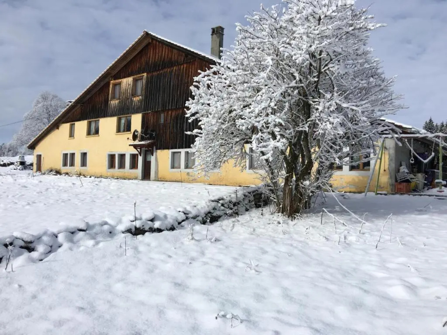 La Dernier (La cote-aux-fées) Suisse