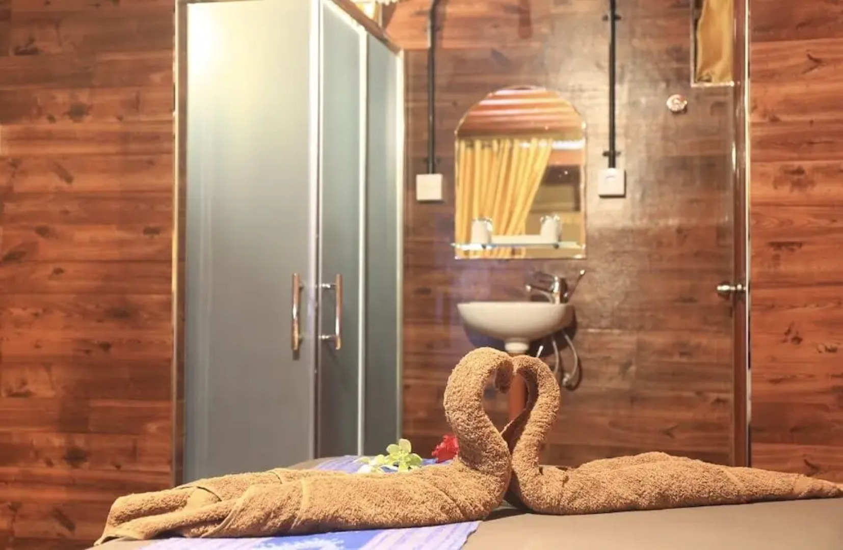 Swarga Lodge and Homestay