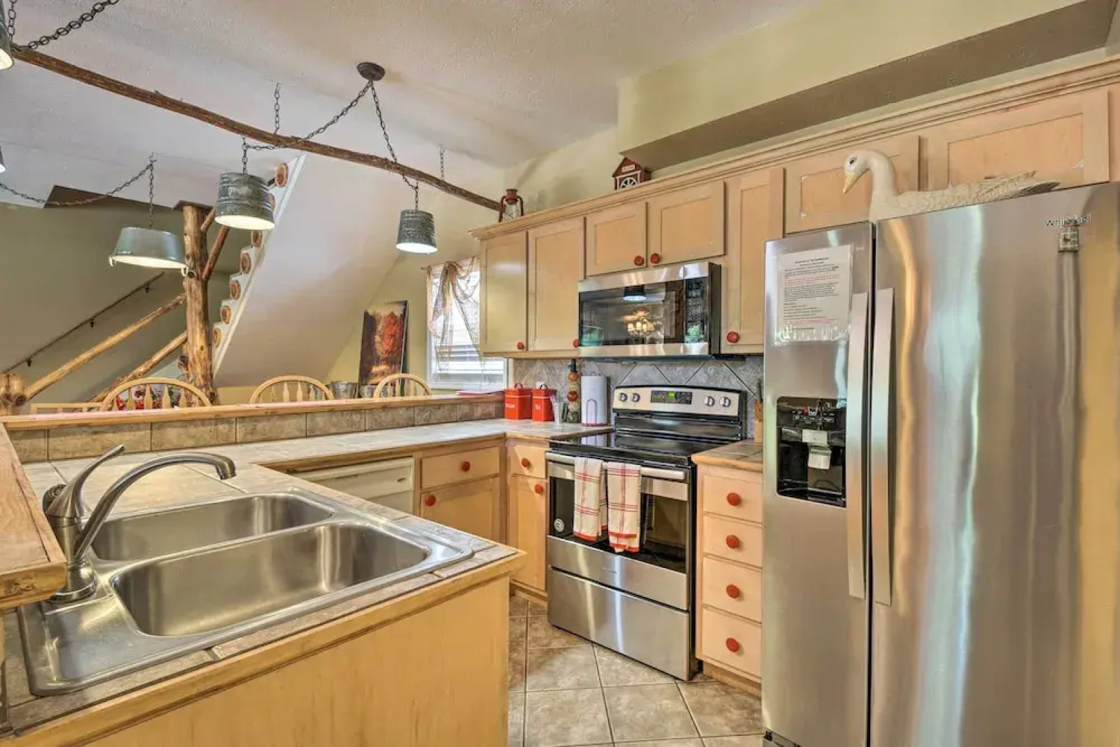 Guntersville Cabin Nestled in Kudzu Cove Resort