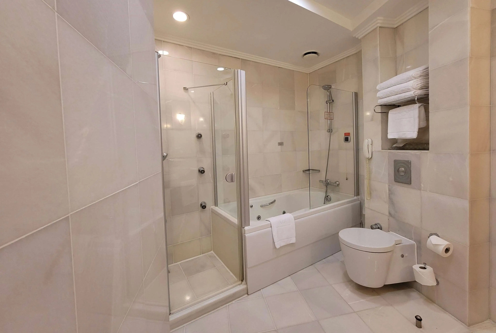 Wyndham Grand Izmir Ozdilek Thermal & Spa