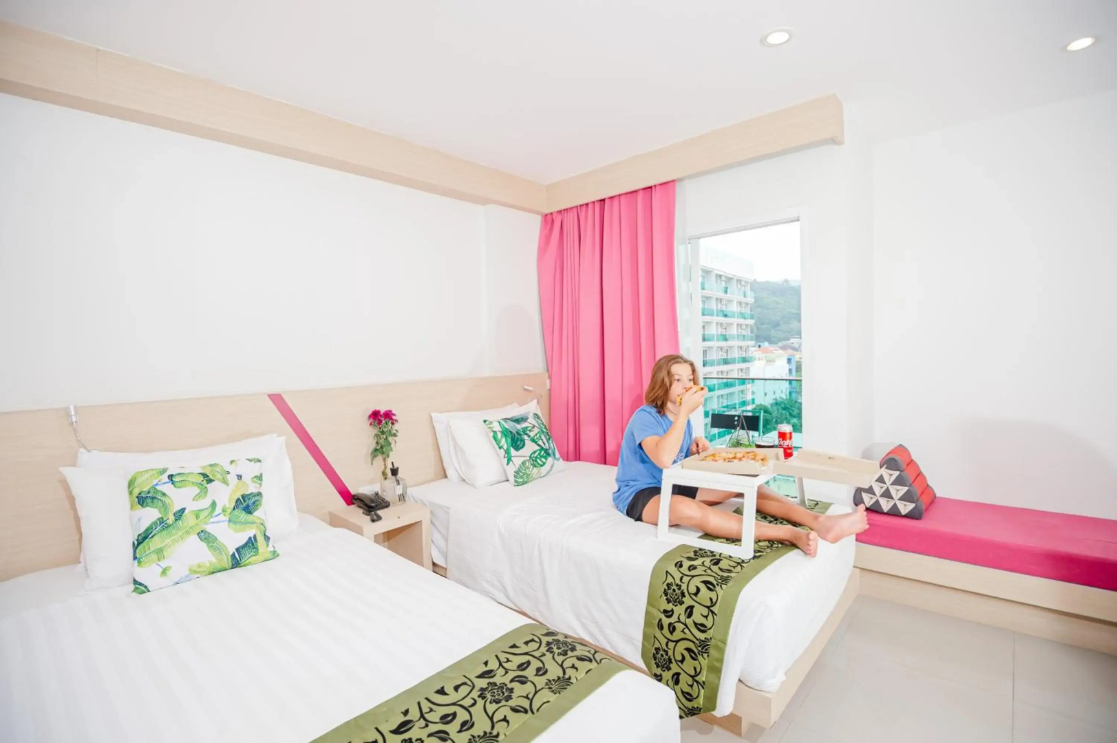 SunSeaSand Hotel (Patong) (SHA Certified)