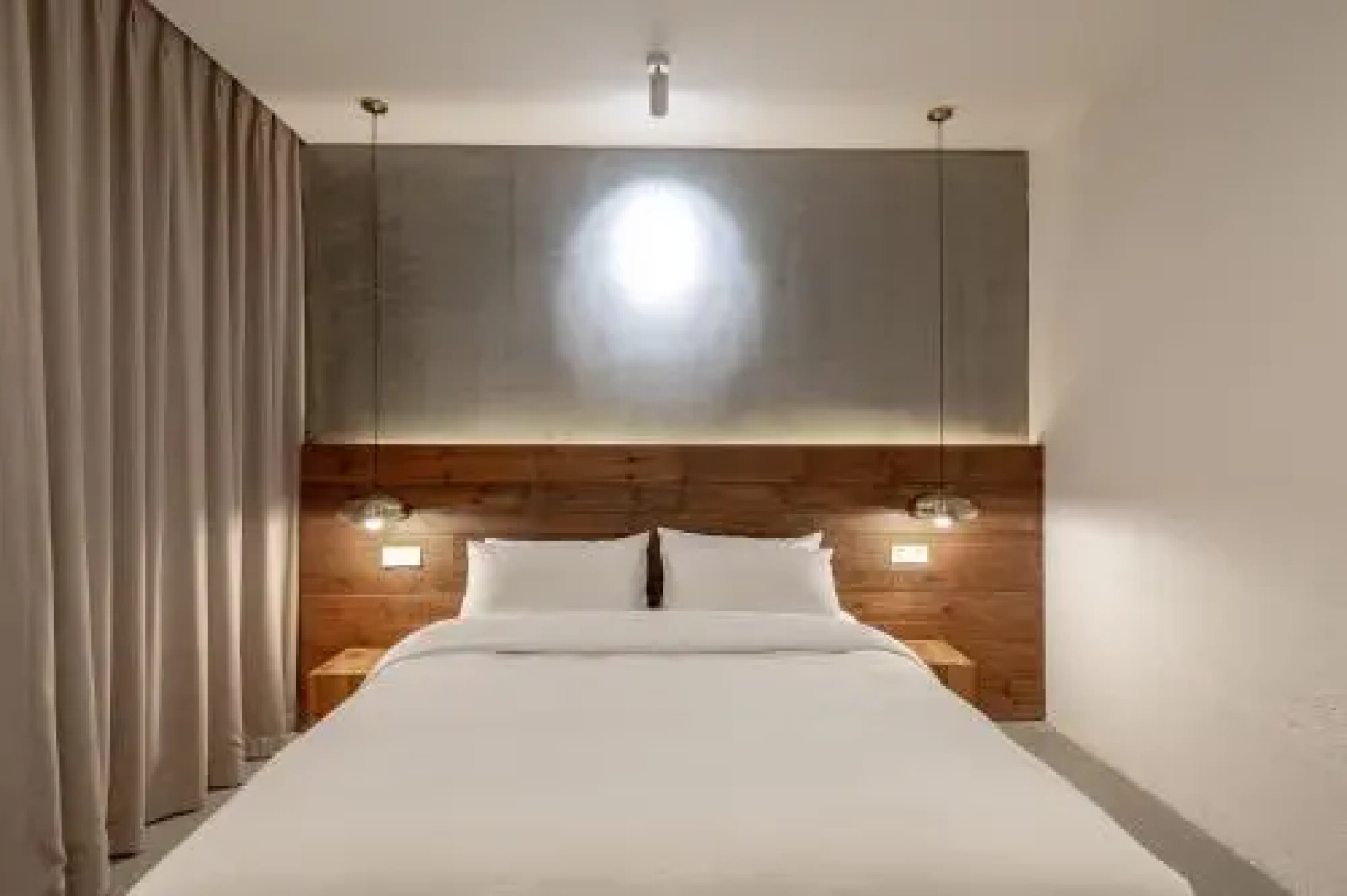 Dali Yifang Qingchen Lake View Holiday Hotel