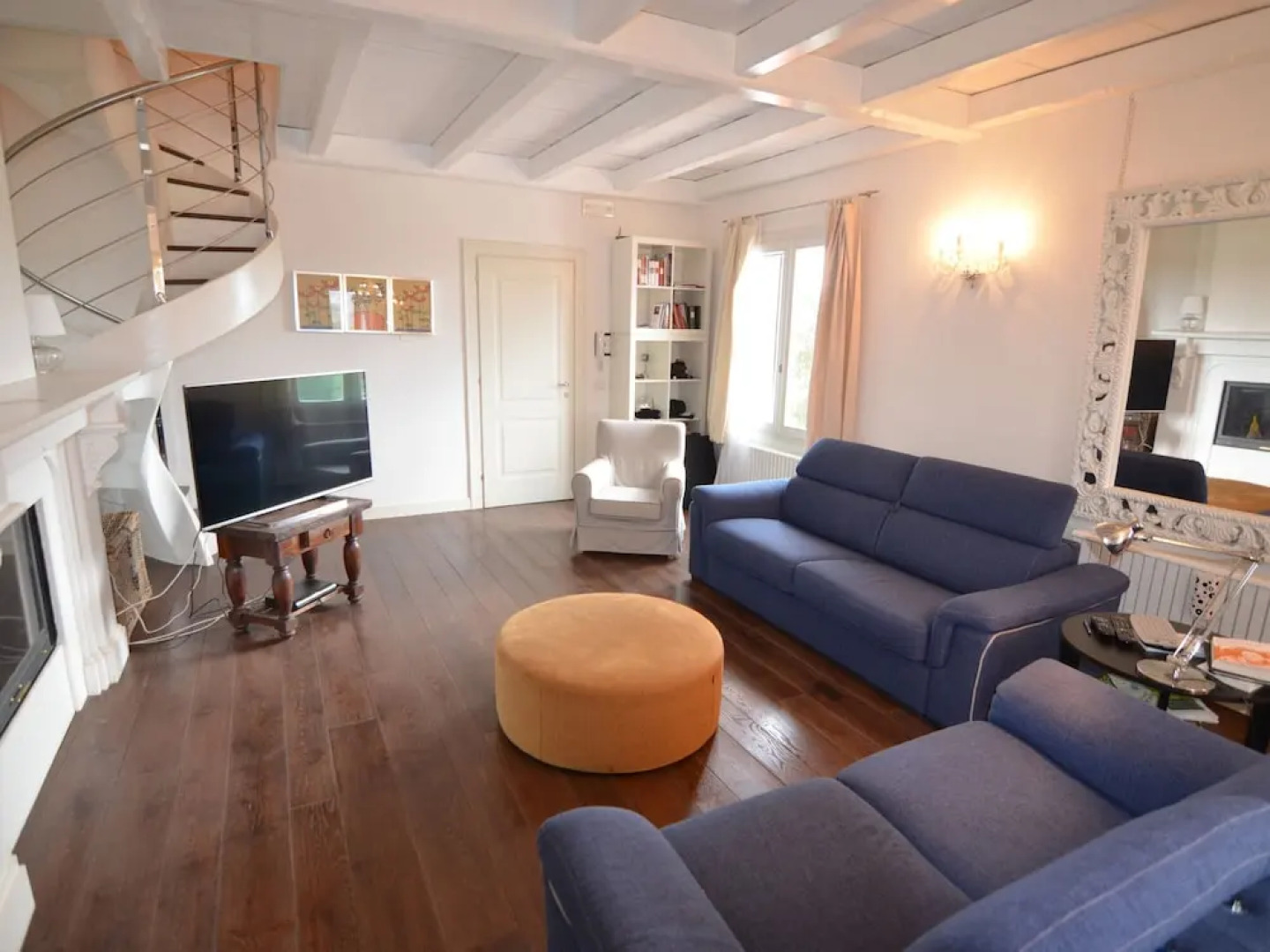 Apartment in Coriano Near Vineyards & Beaches