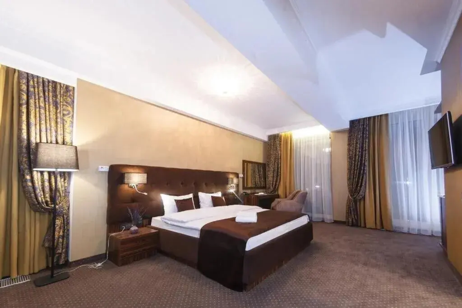 Time Hotel