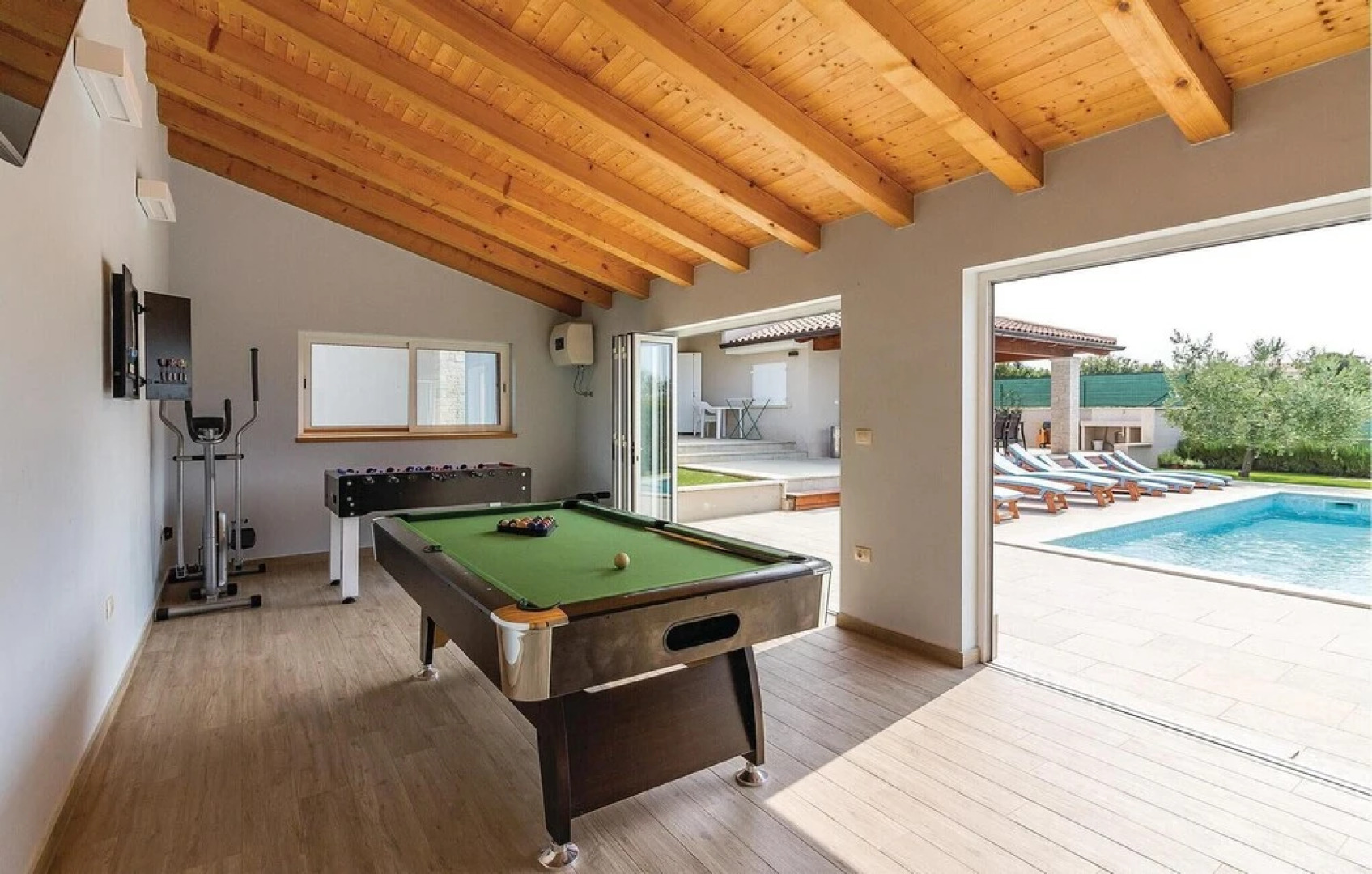 Beautiful Home in Vodnjan With Sauna, Wifi and 4 Bedrooms