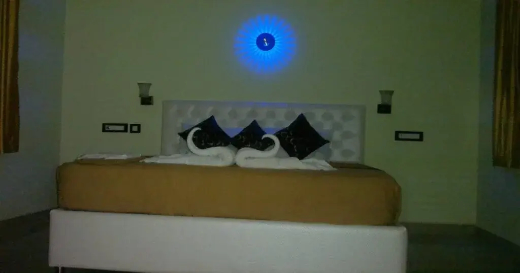 Lalit Royal guest house