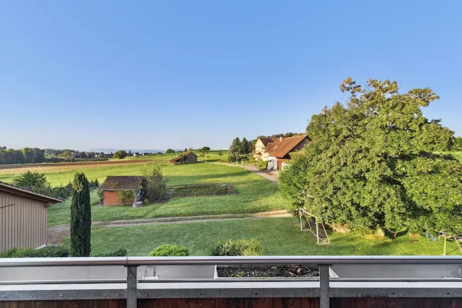 VK Zürich Airport Homestay Villa Bänikon