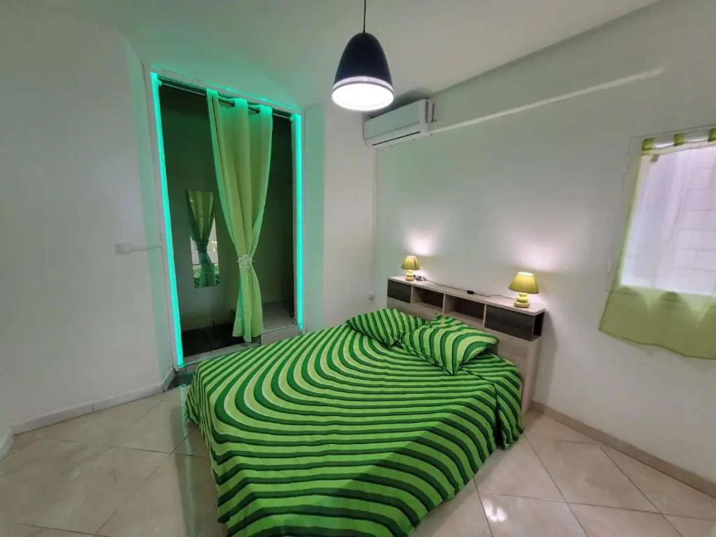 Bel F4 Vue Mer Proche Tombolo a Ste Marie