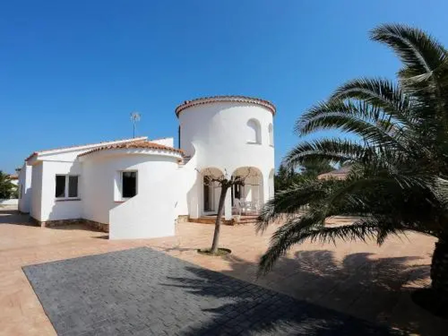 Villa Meritxell i Noèlia