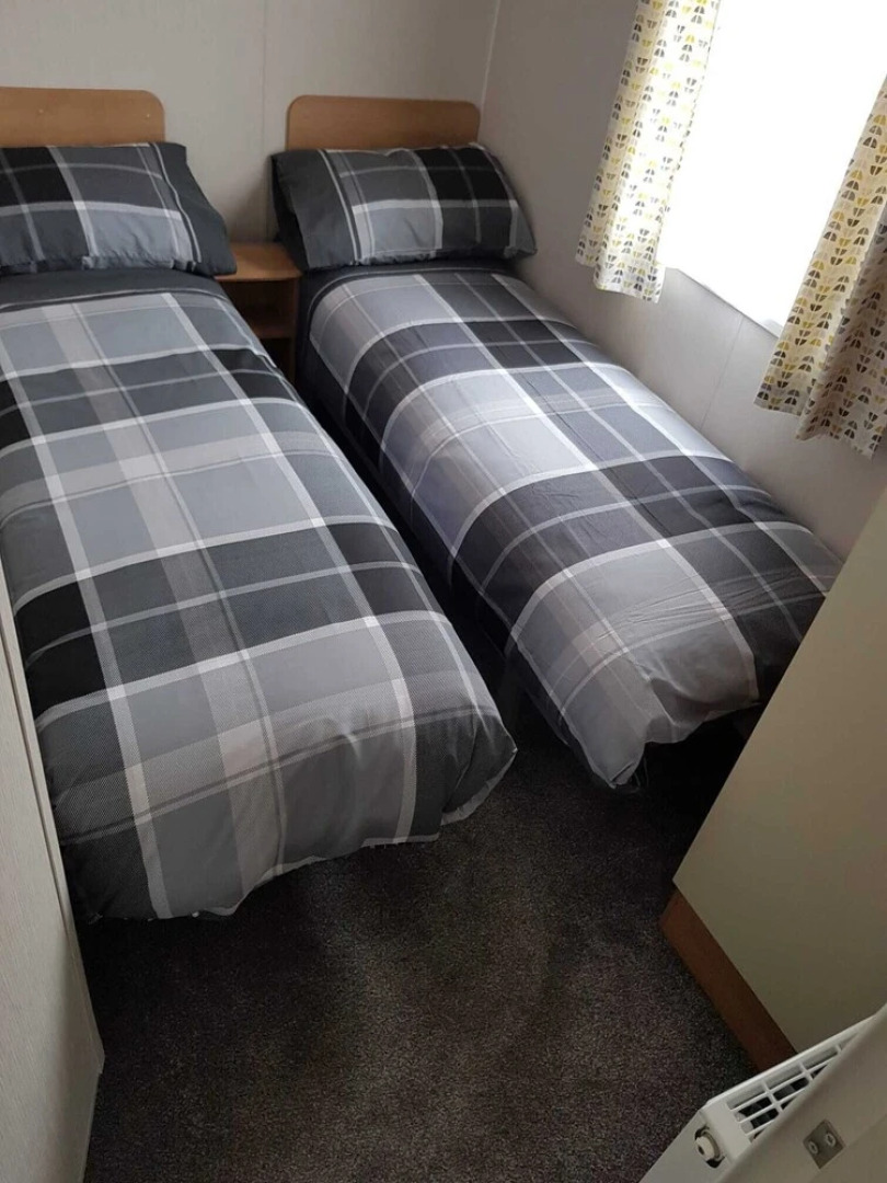 8 Berth Pet Friendly New Caravan in Towyn, Wales