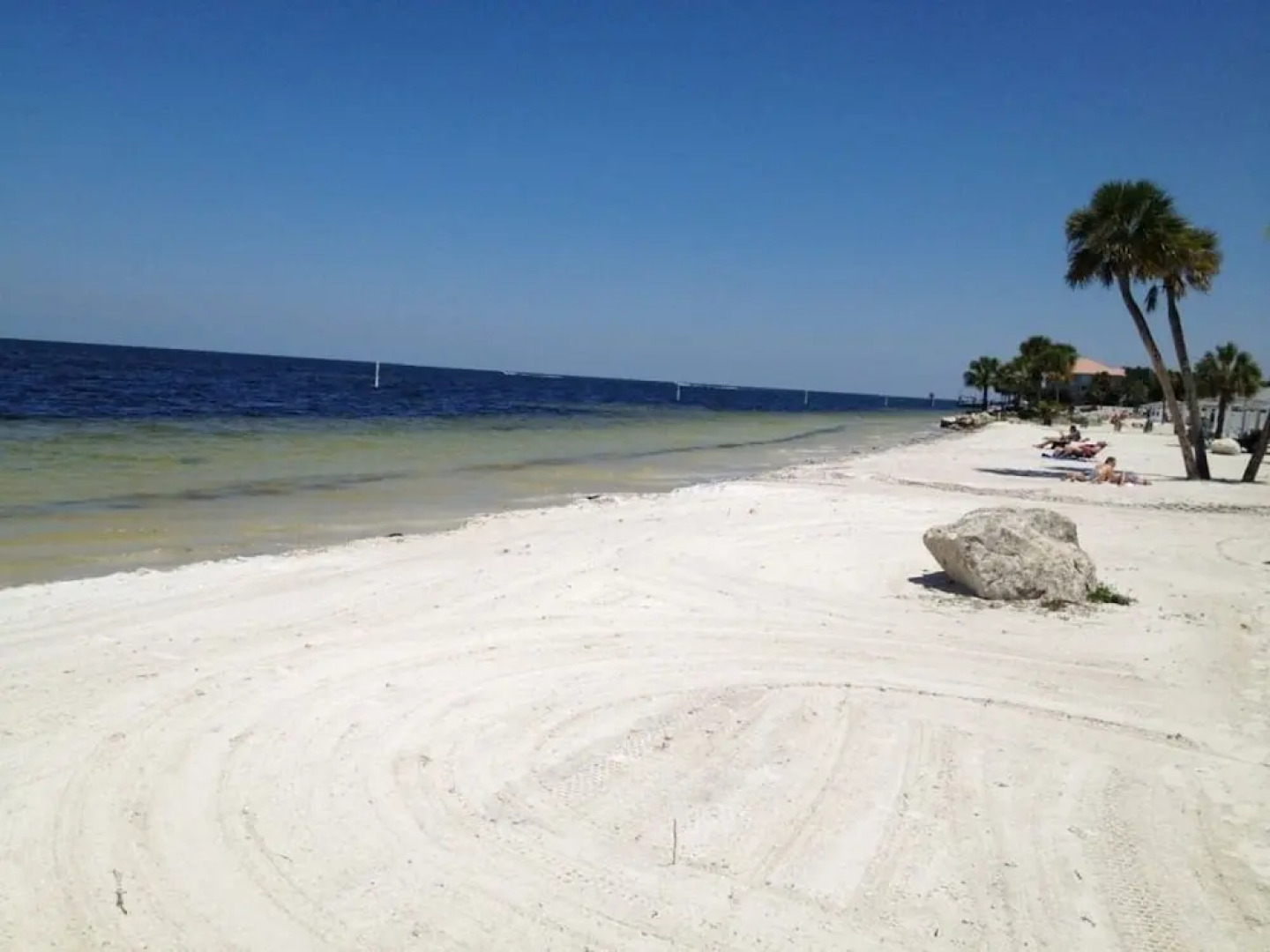 The Sunset House - Three Bedroom Home