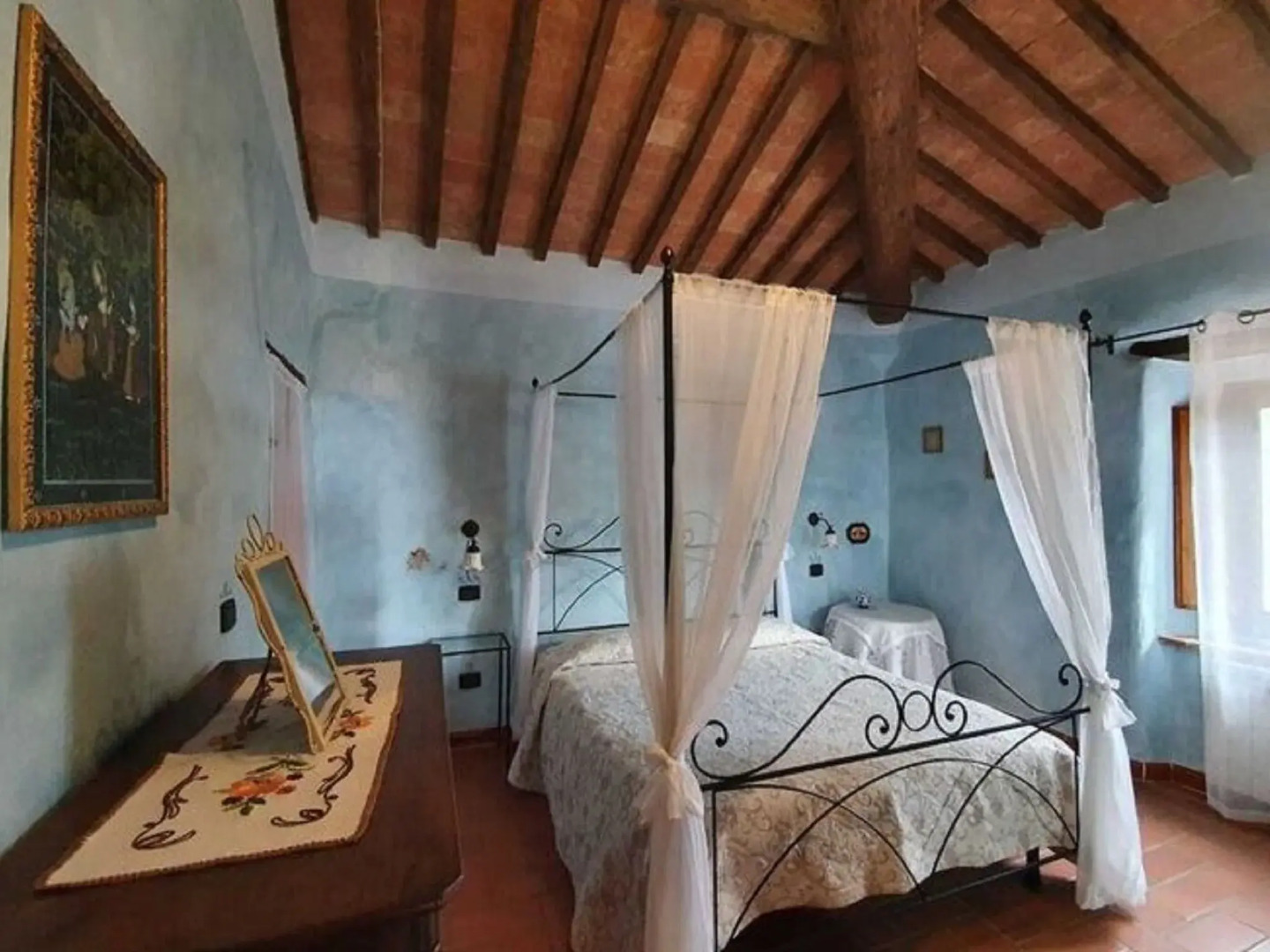 Tuscan Scenic View Stay