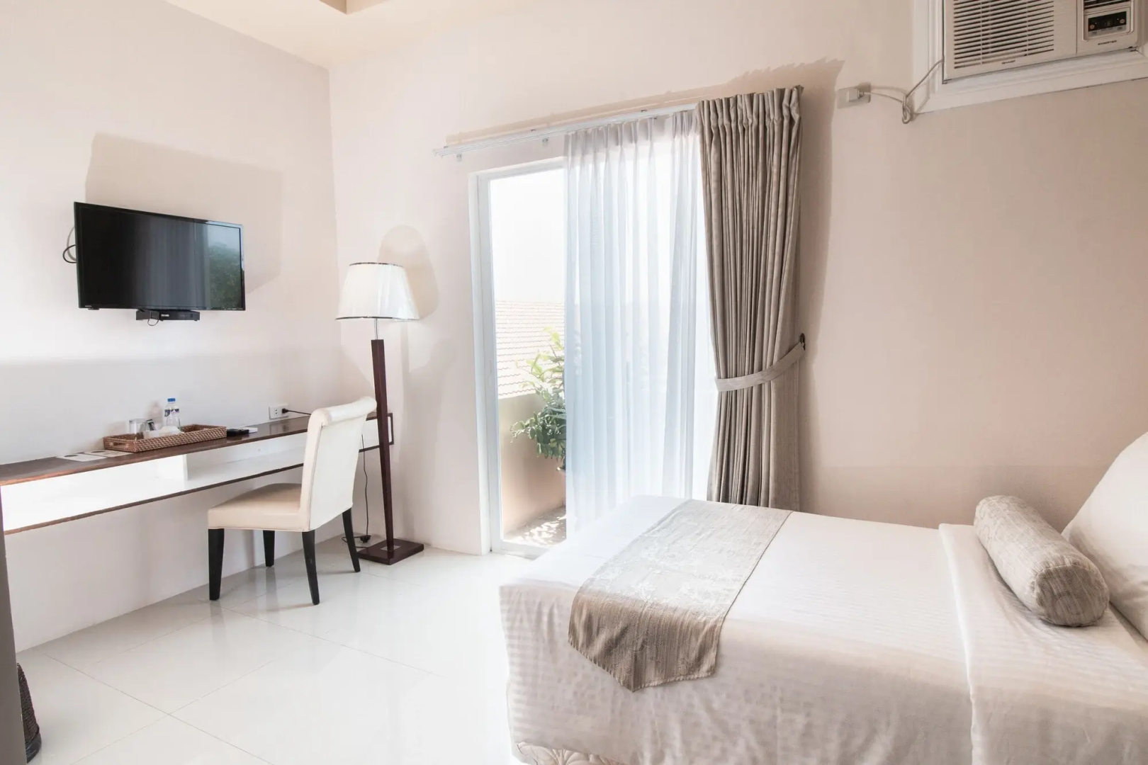 Sierra Hotel