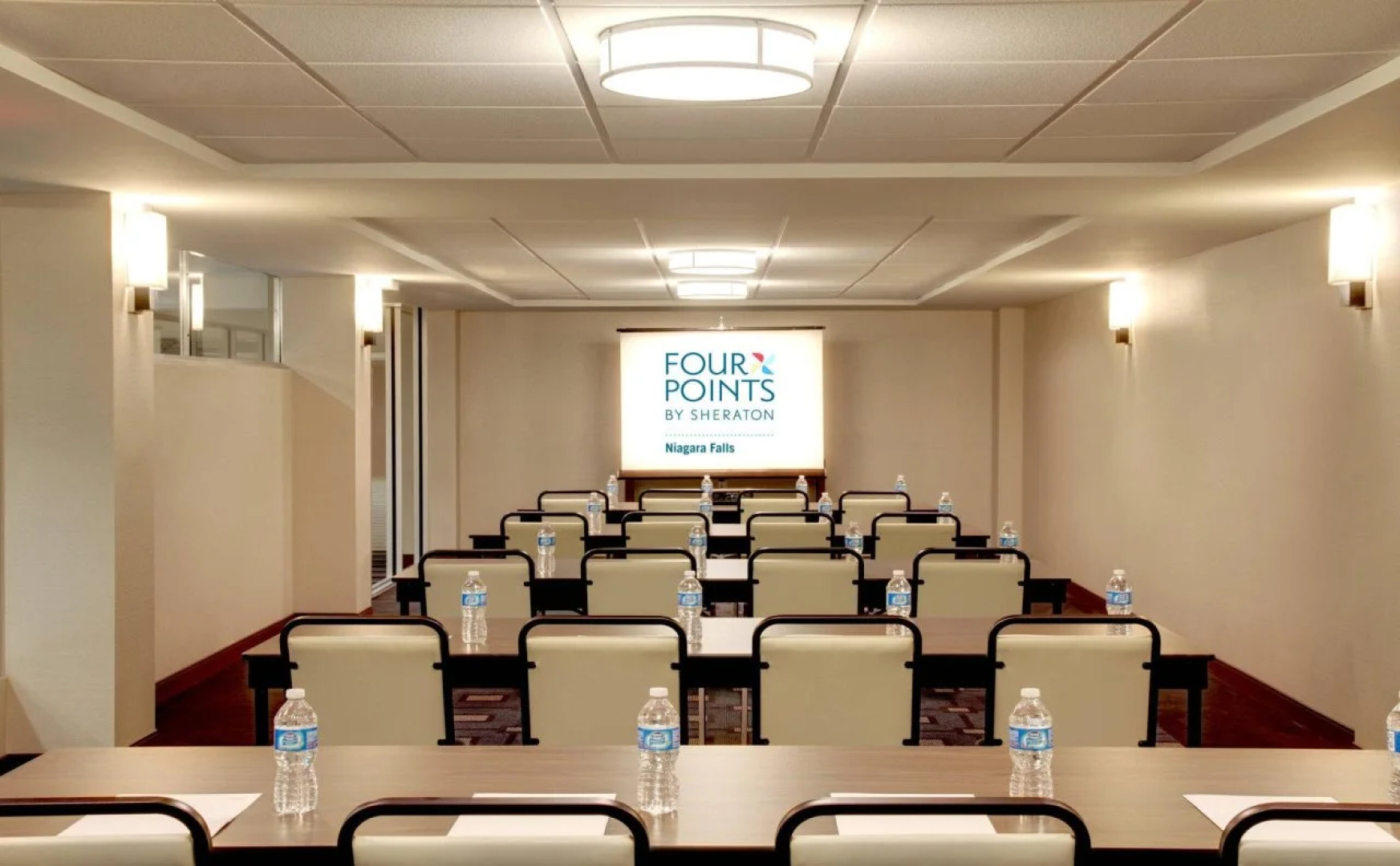 Crowne Plaza Niagara Falls NY Riverside by IHG