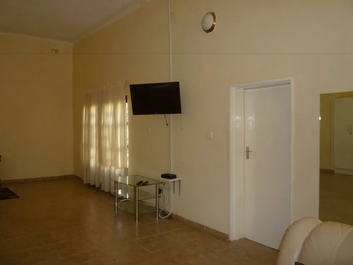 Daisy Executive Lodge