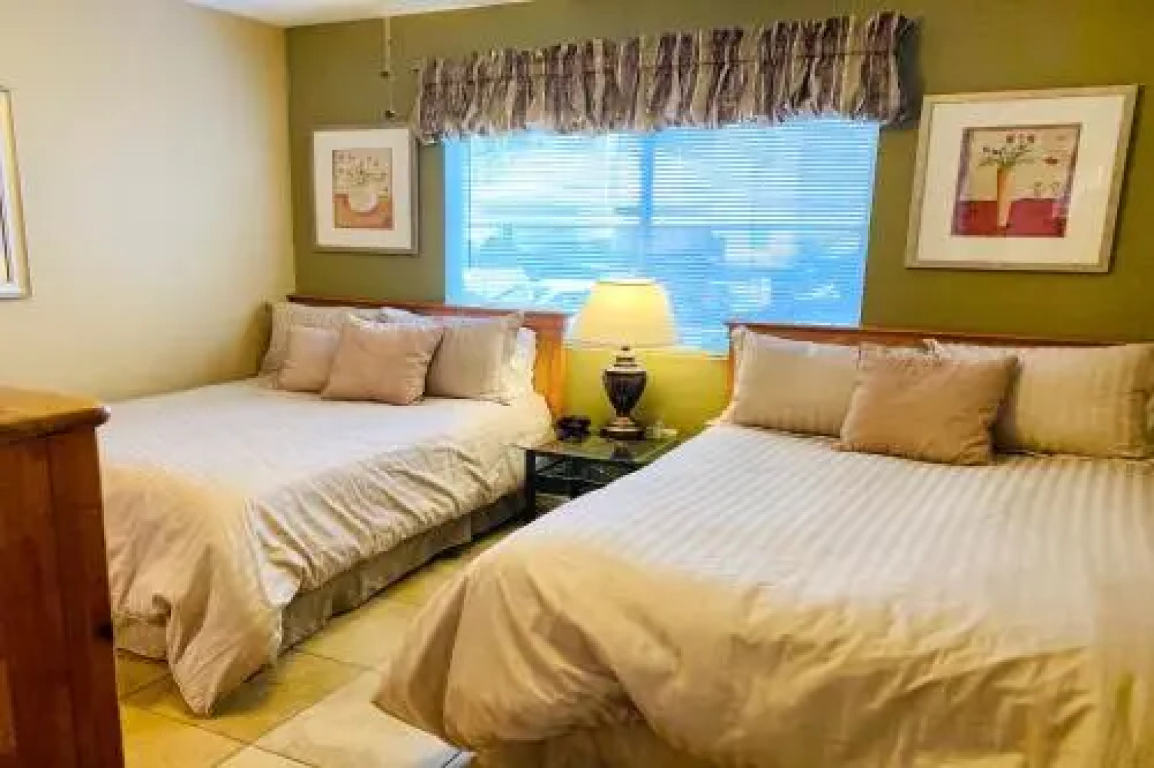 Private Resort Community Surrounded By Mountains w/3 Pool-Spa Complexes, ALL HEATED & OPEN 24/7/365!