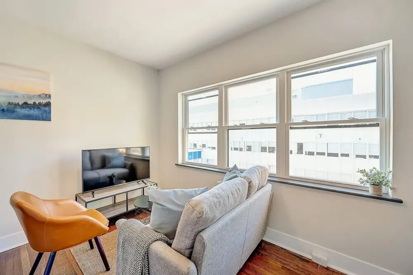 FRONTDESK 2622 Victory Pkwy Apts Cincinnati