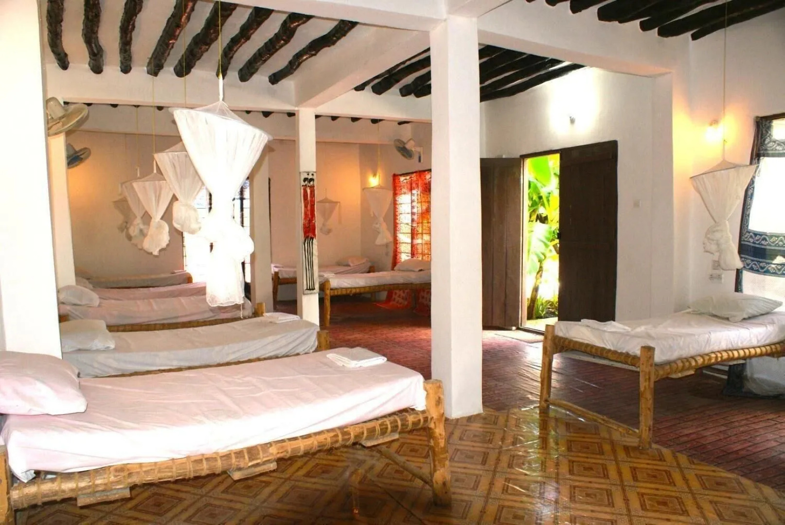 Simba Garden Lodge - Hostel