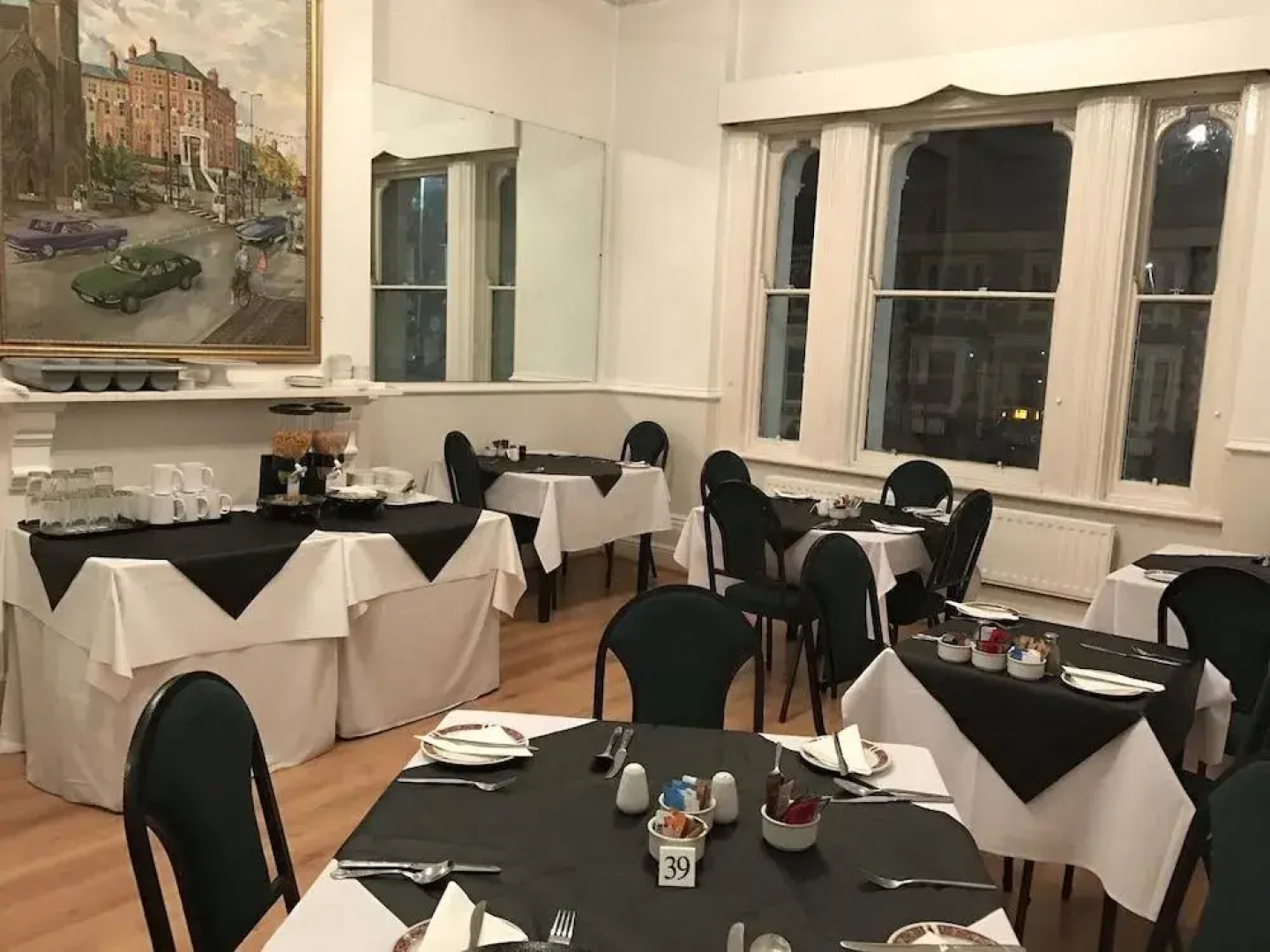 Victoria Hotel