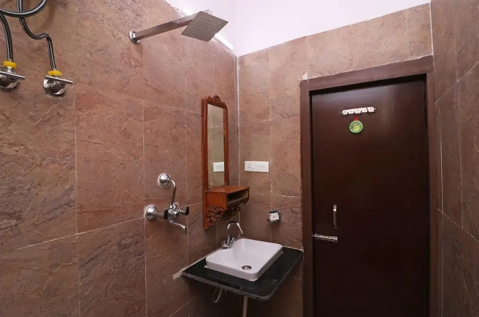 Oyo 19854 Ridgewood Palace