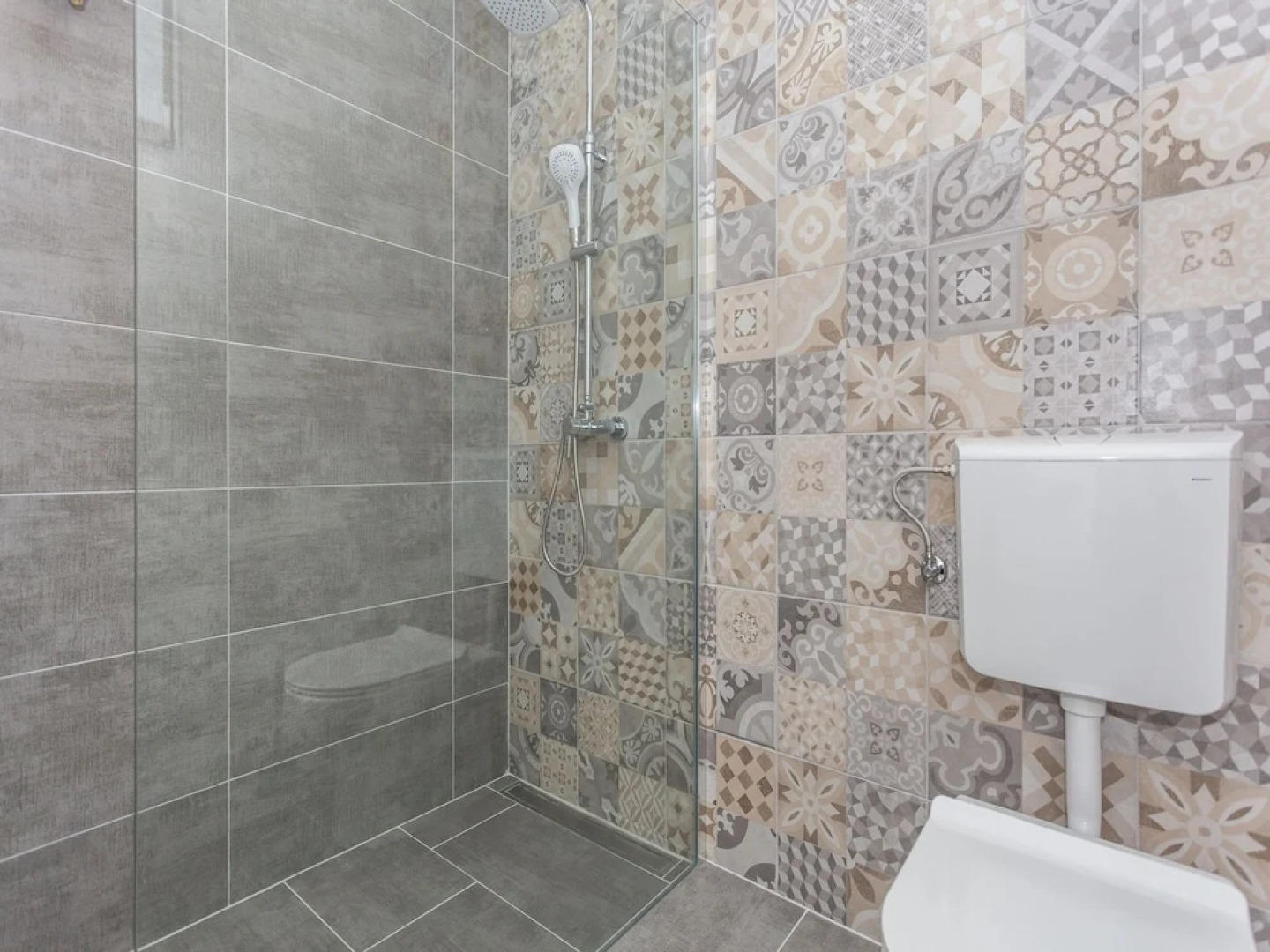 Tranquil Holiday Home in Vrana With Swimming Pool