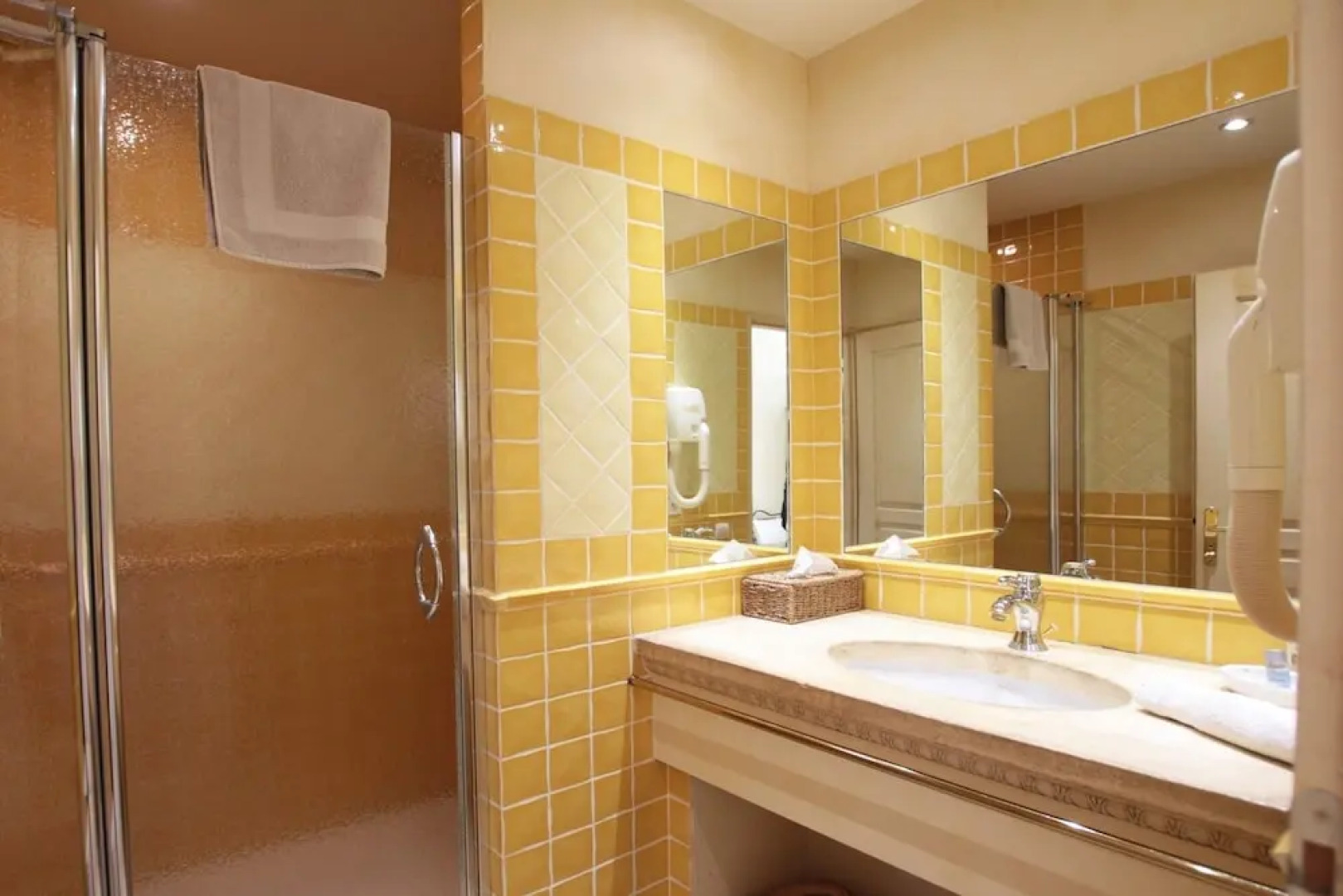 Les Cavaliers de Saint Paul B&B