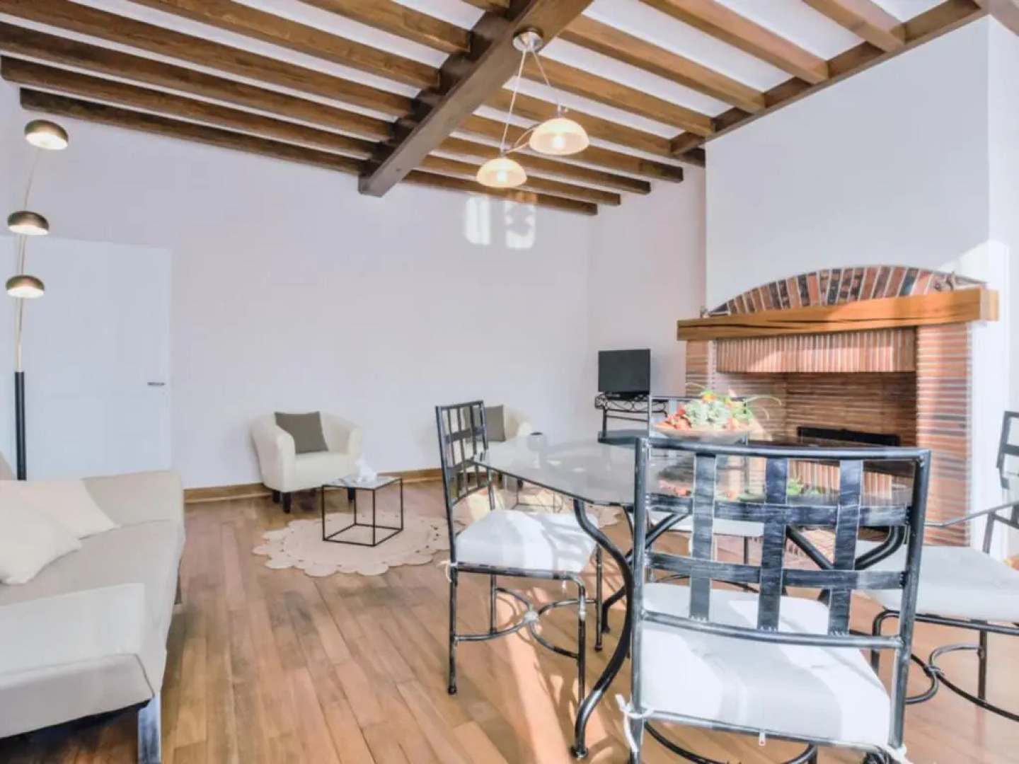 Gîte Pougy, 3 pièces, 5 personnes - FR-1-543-79