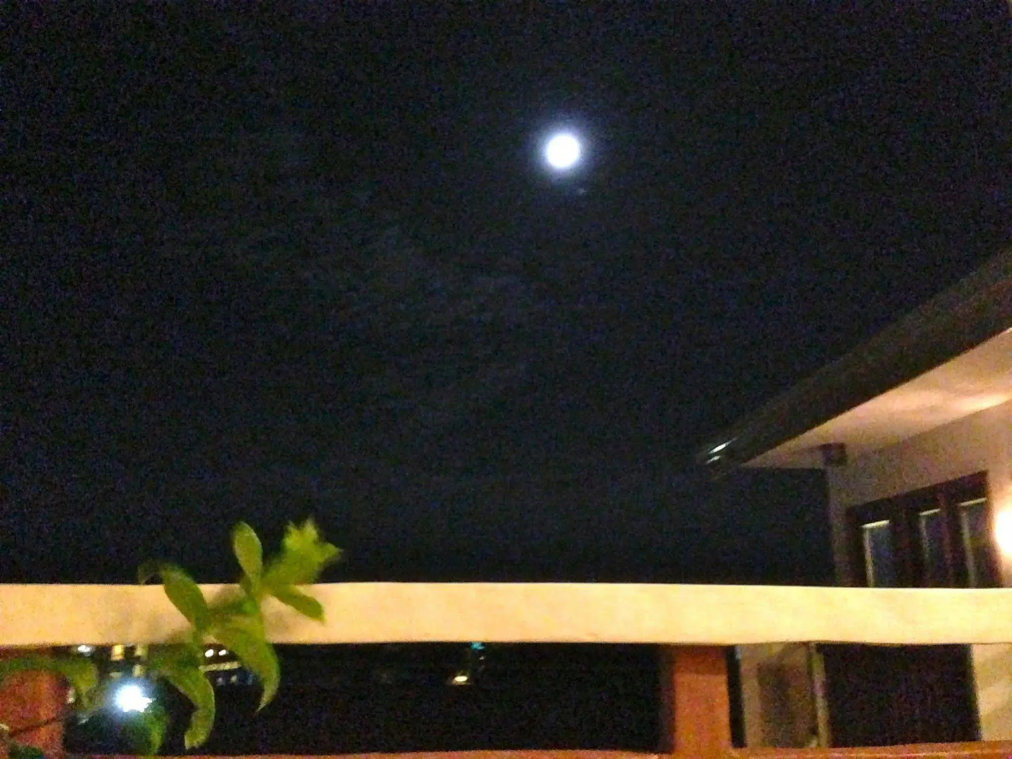 Agos Boracay Rooms + Beds