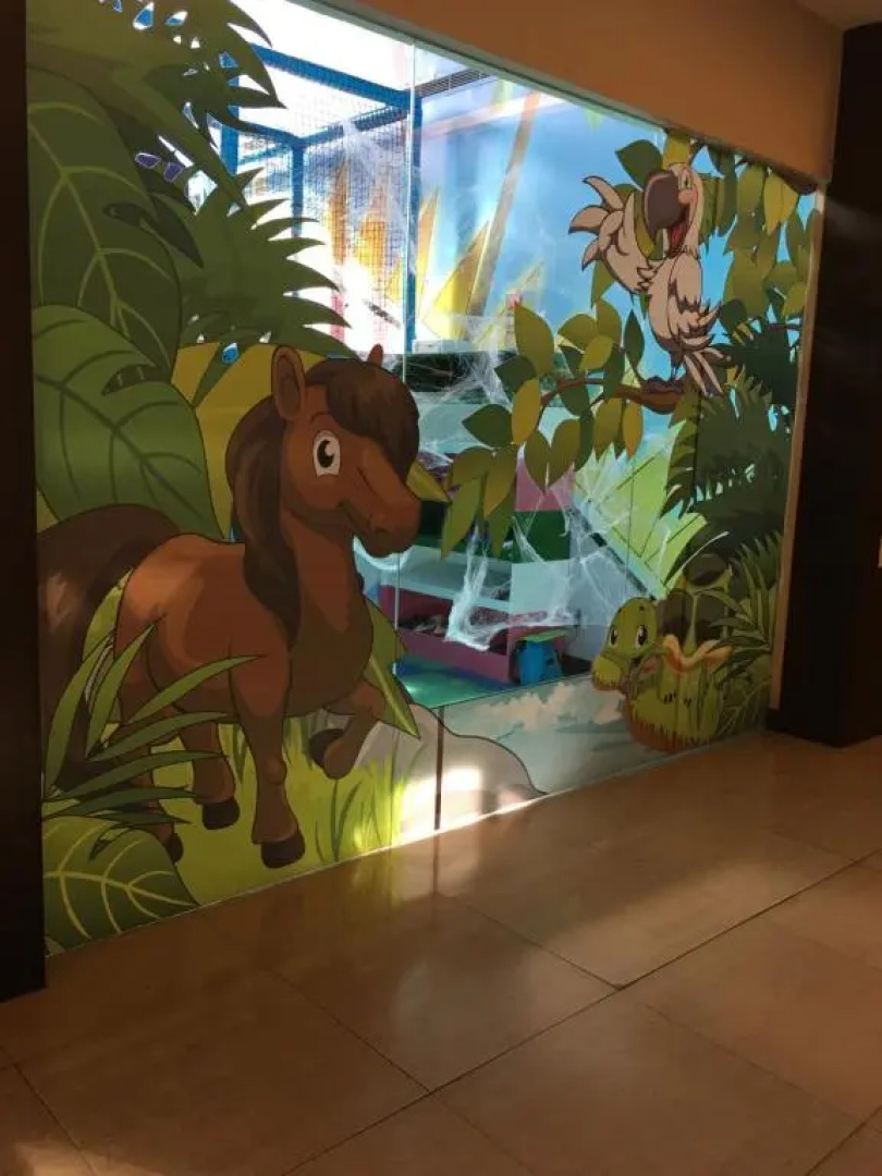 Myna Lagoon Pico de Loro