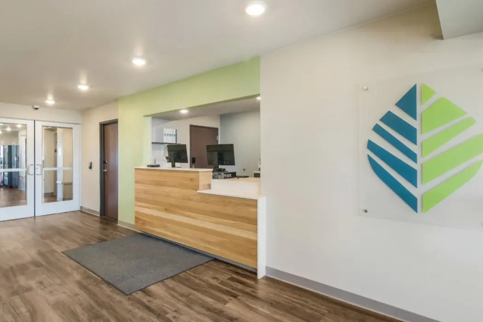 WoodSpring Suites Oak Ridge Knoxville