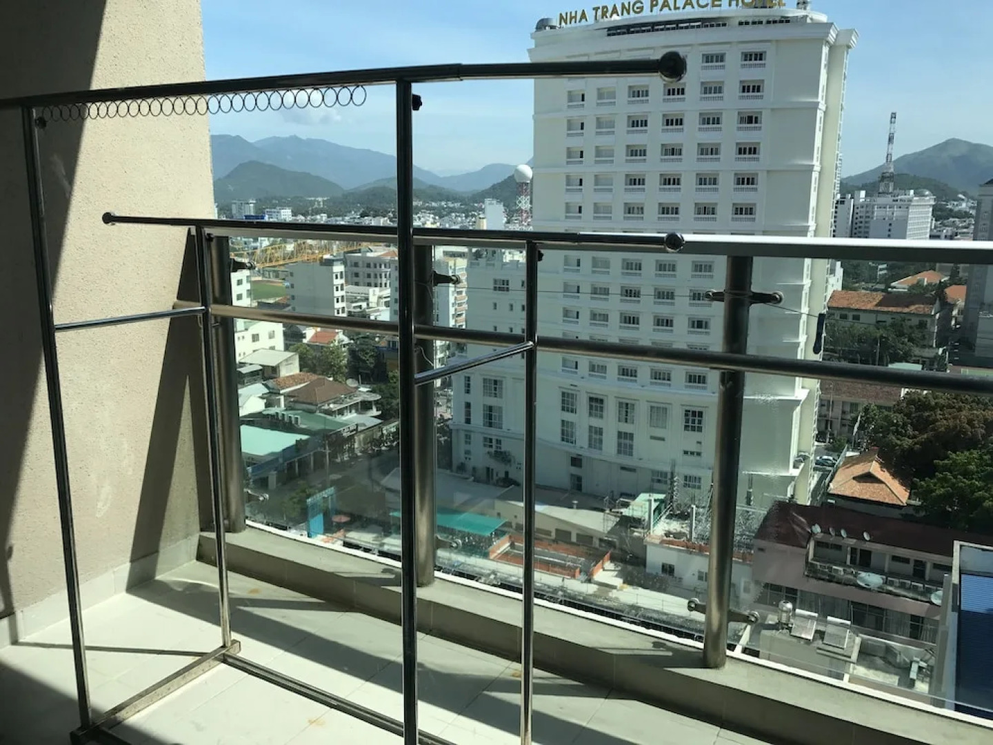 Handy Beach Apartment