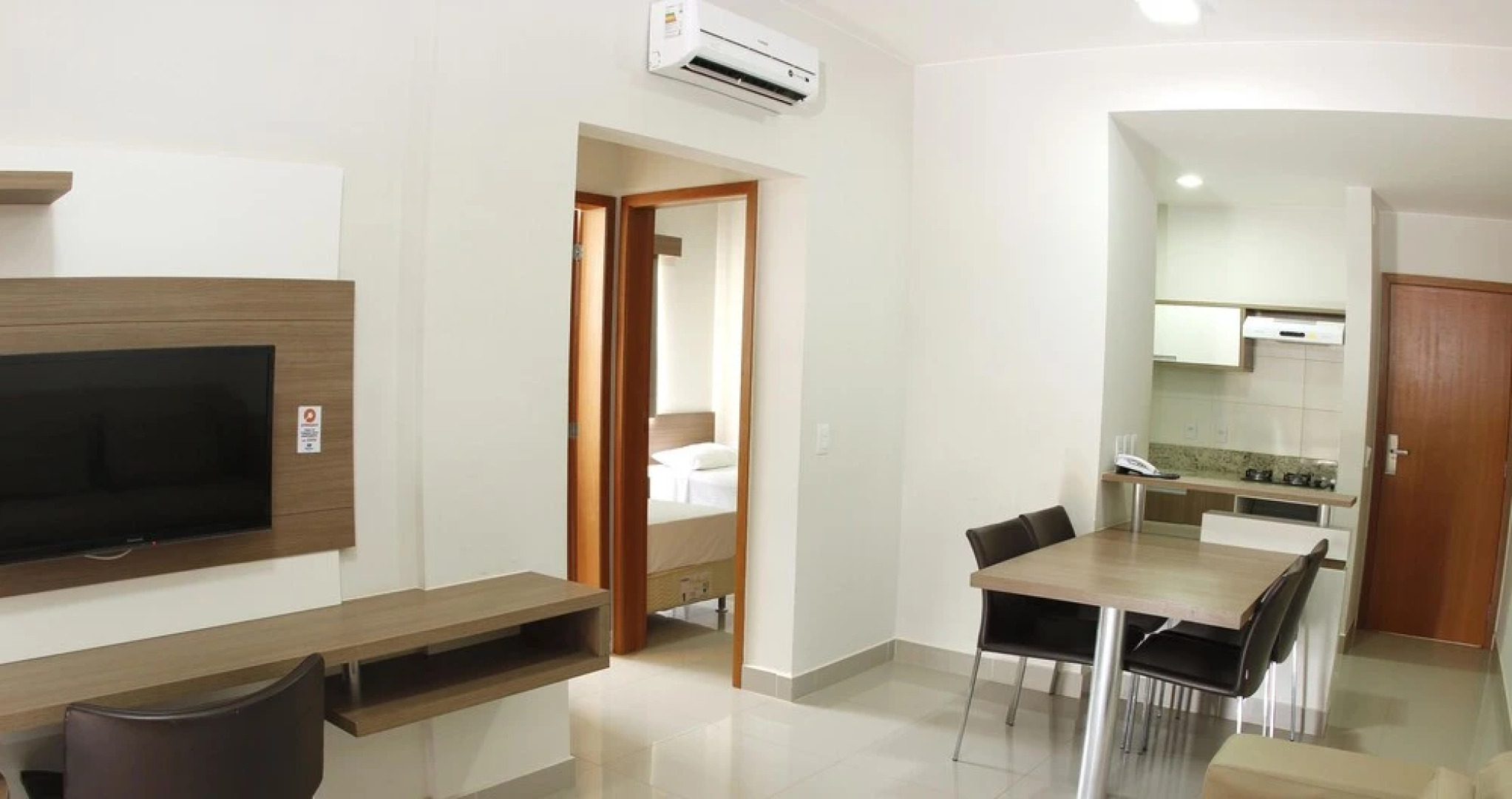 Hotel Marina - Oficial