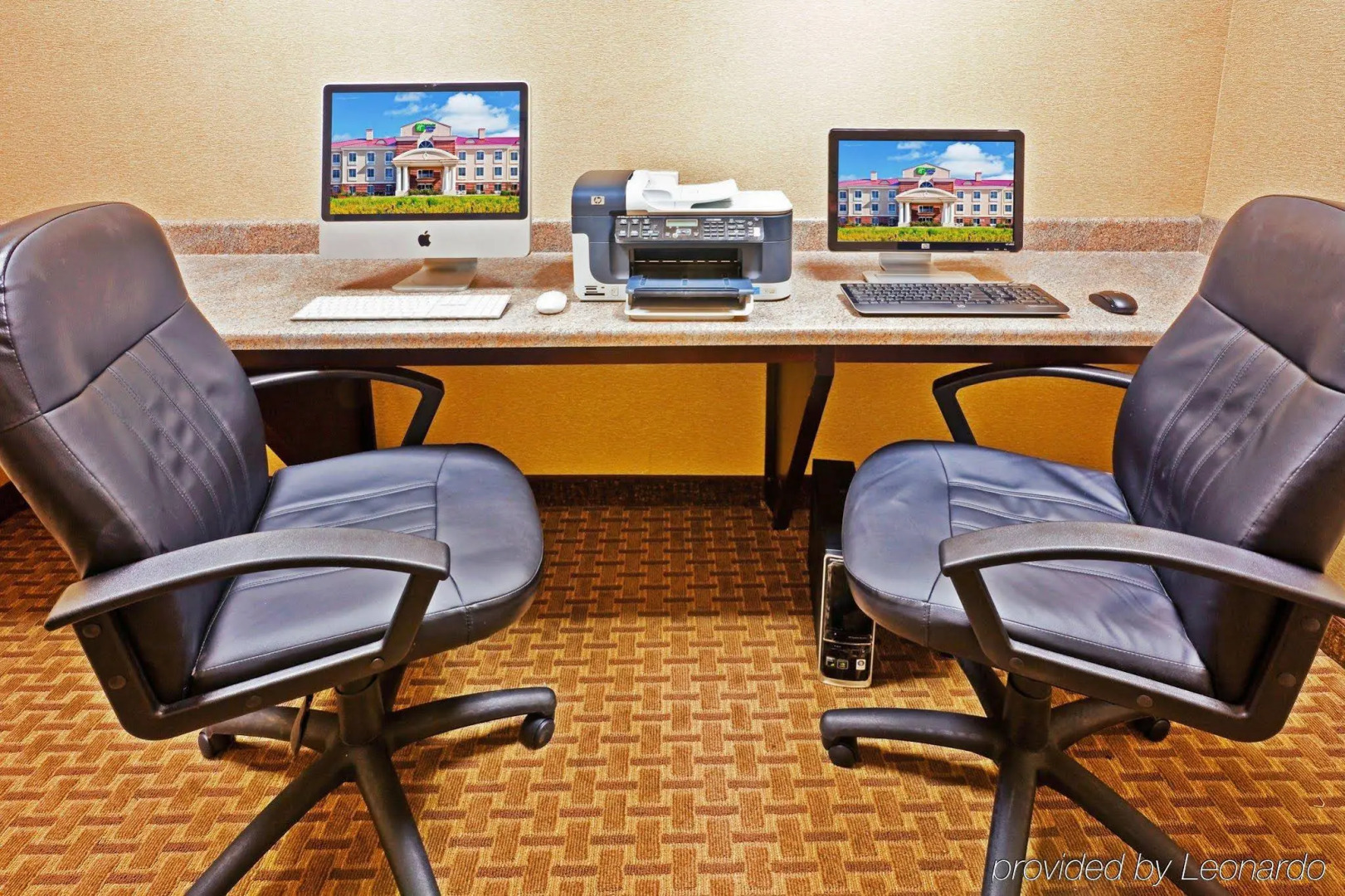 Holiday Inn Express Hotel & Suites Magee by IHG