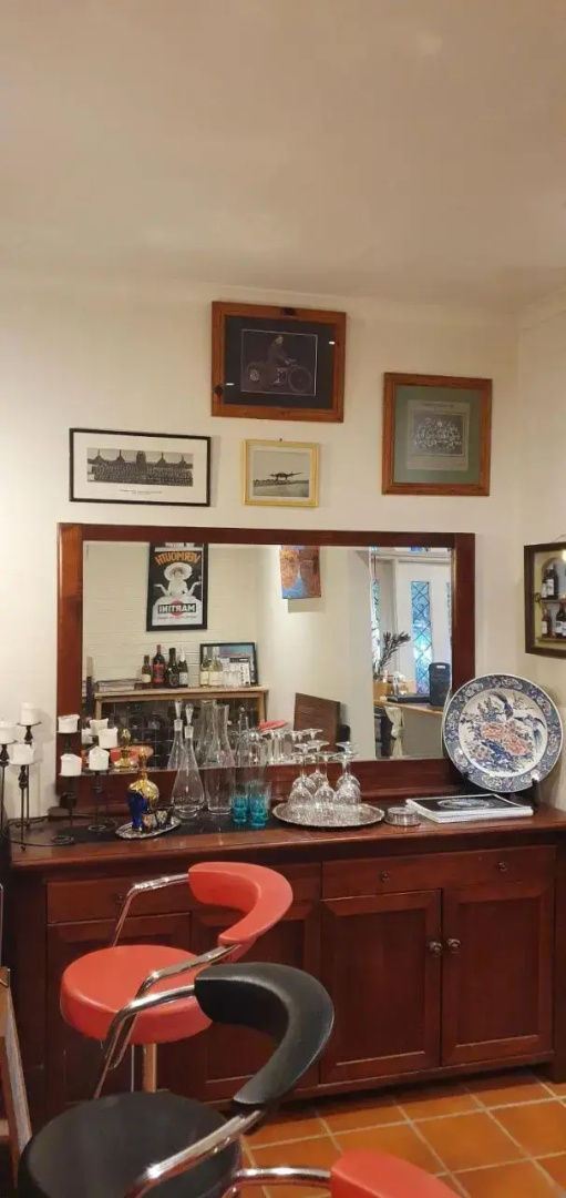 Oaktree Guest House