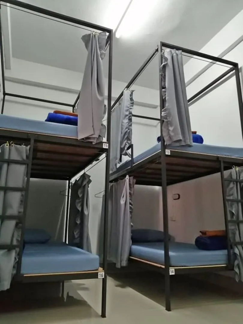 CHO Hostel and Sleep Box - Adults Only